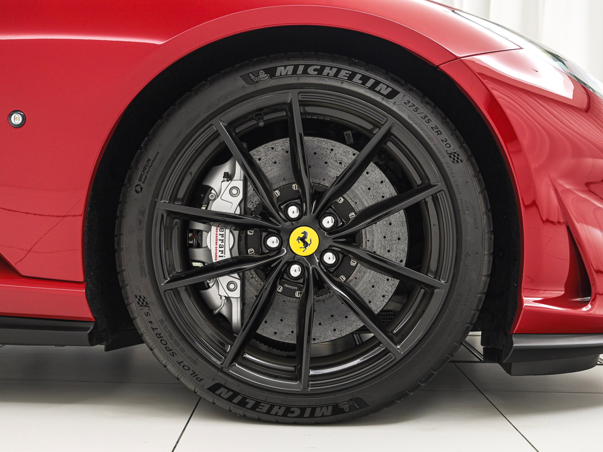 2021 Ferrari 812GTS — Photo 25 / 29