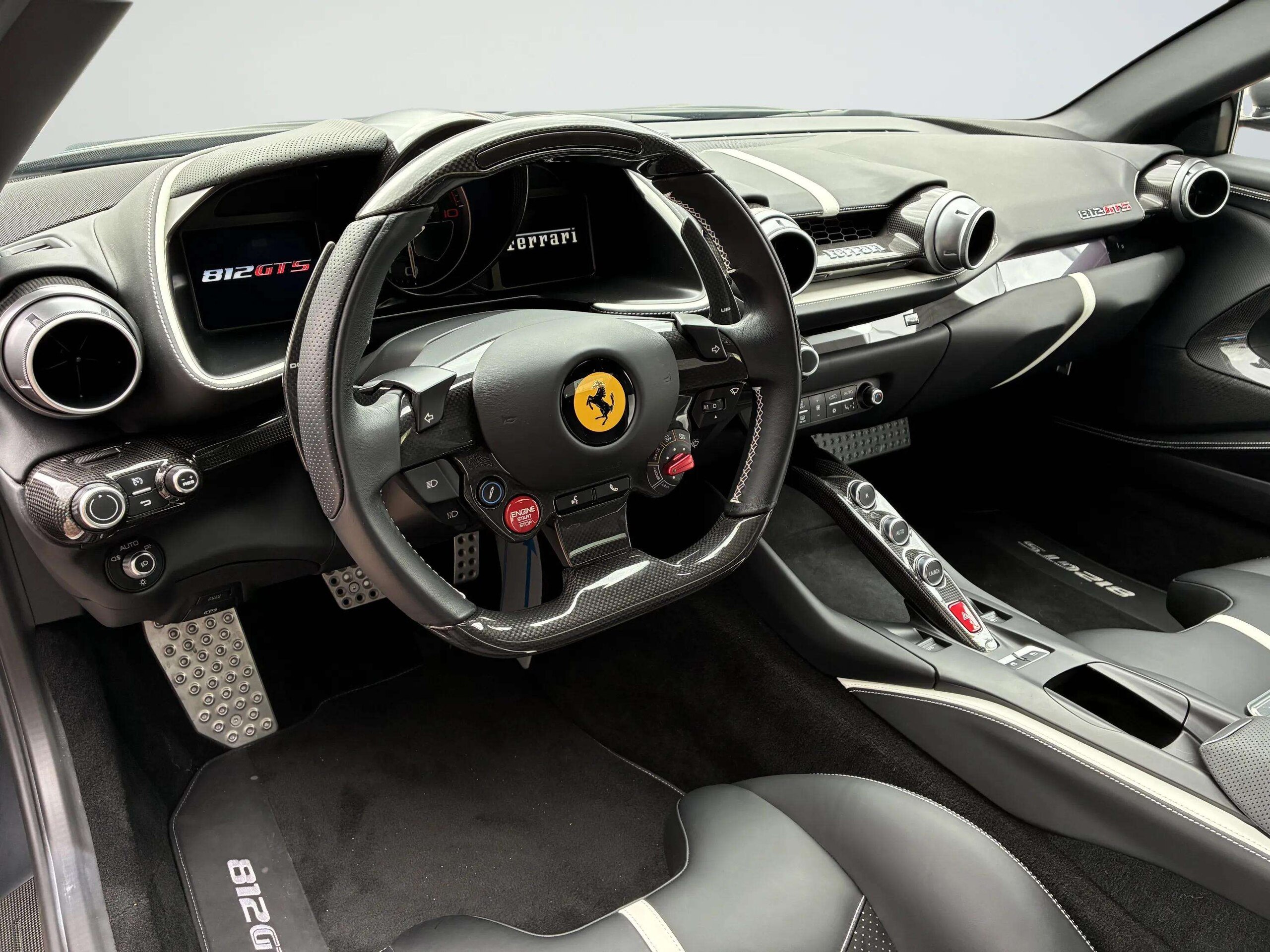 2021 Ferrari 812GTS — Photo 8 / 21