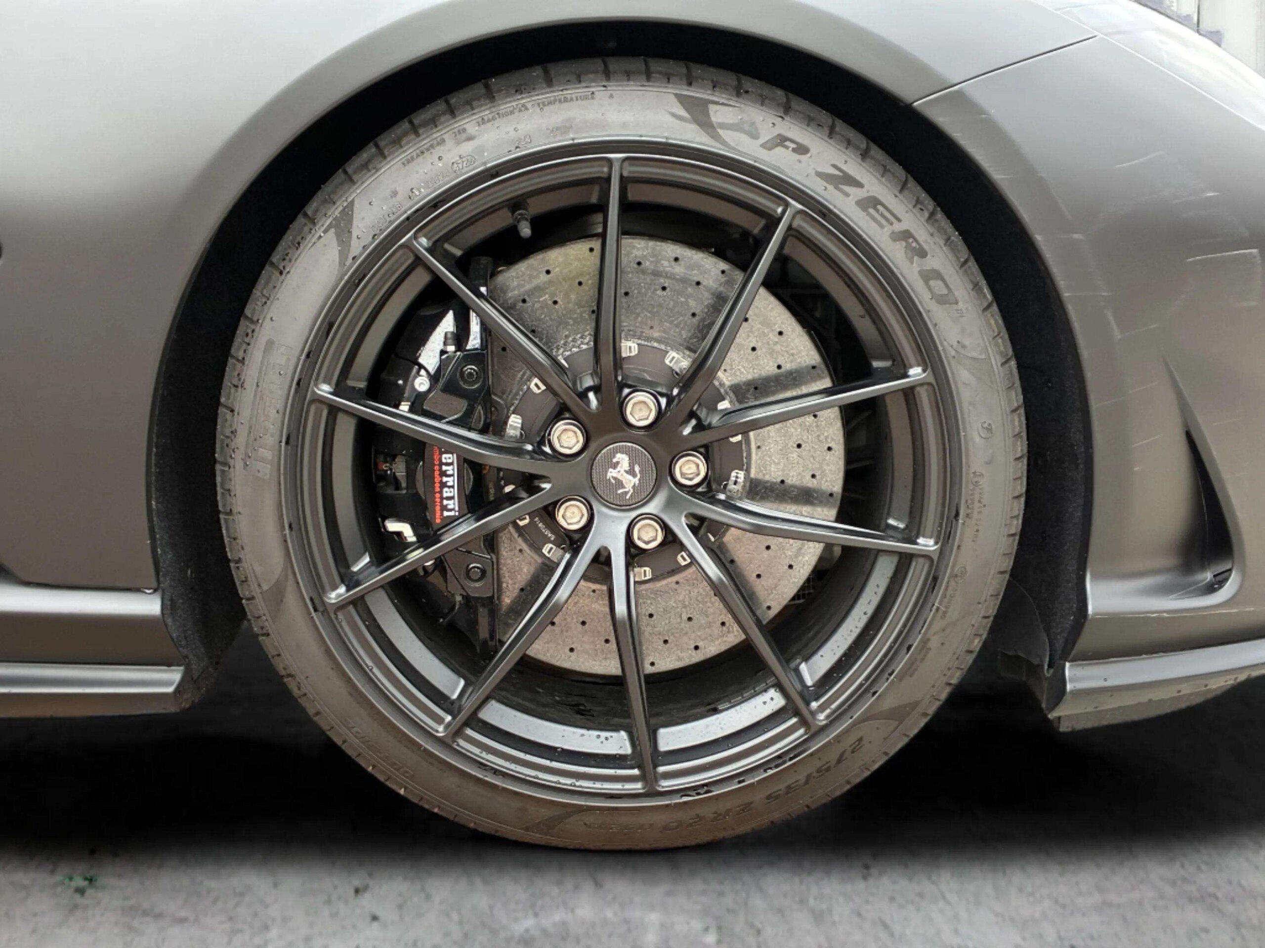 2021 Ferrari 812GTS — Photo 18 / 21