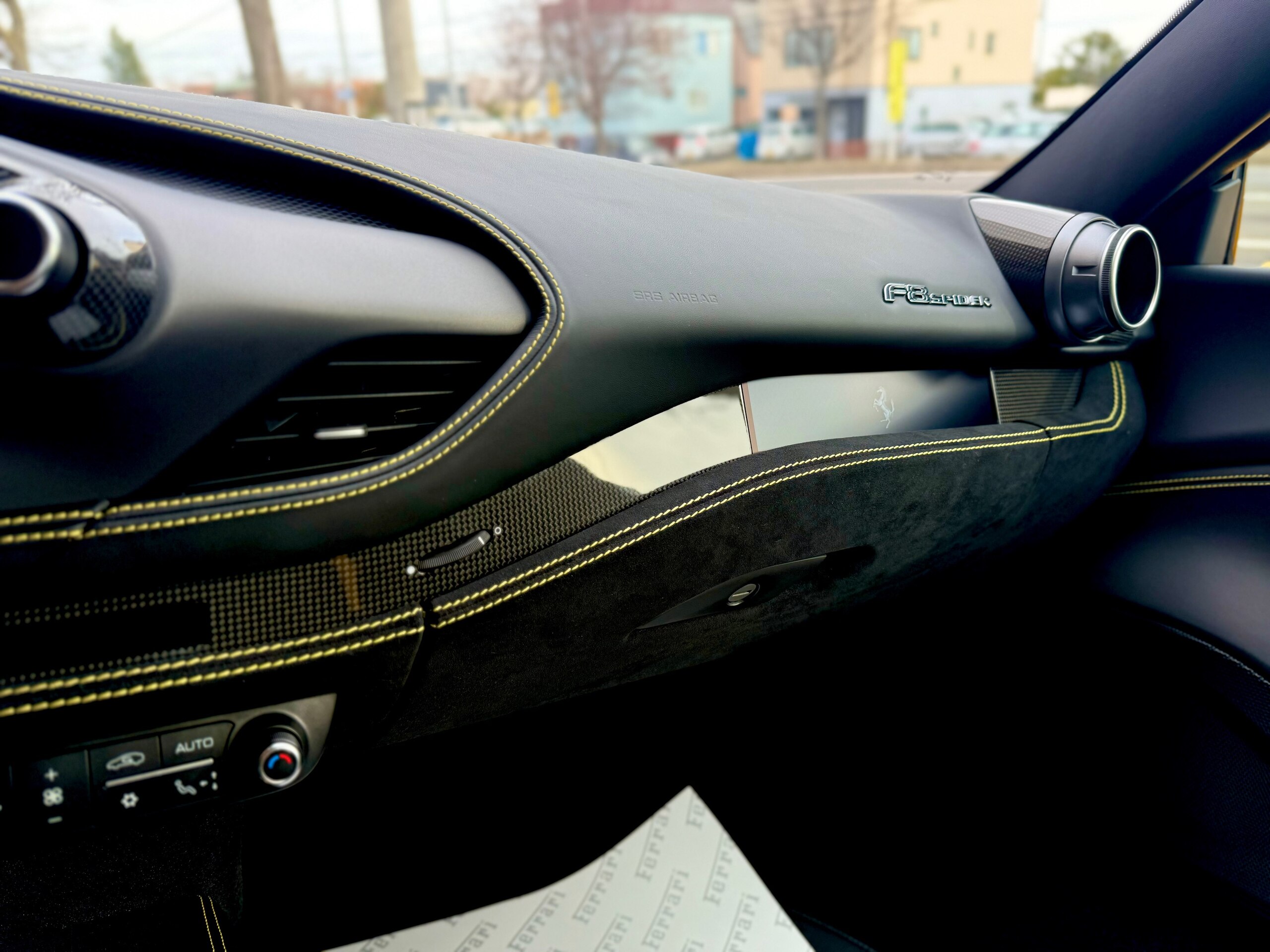 2021 Ferrari F8 Spider — Photo 15 / 36