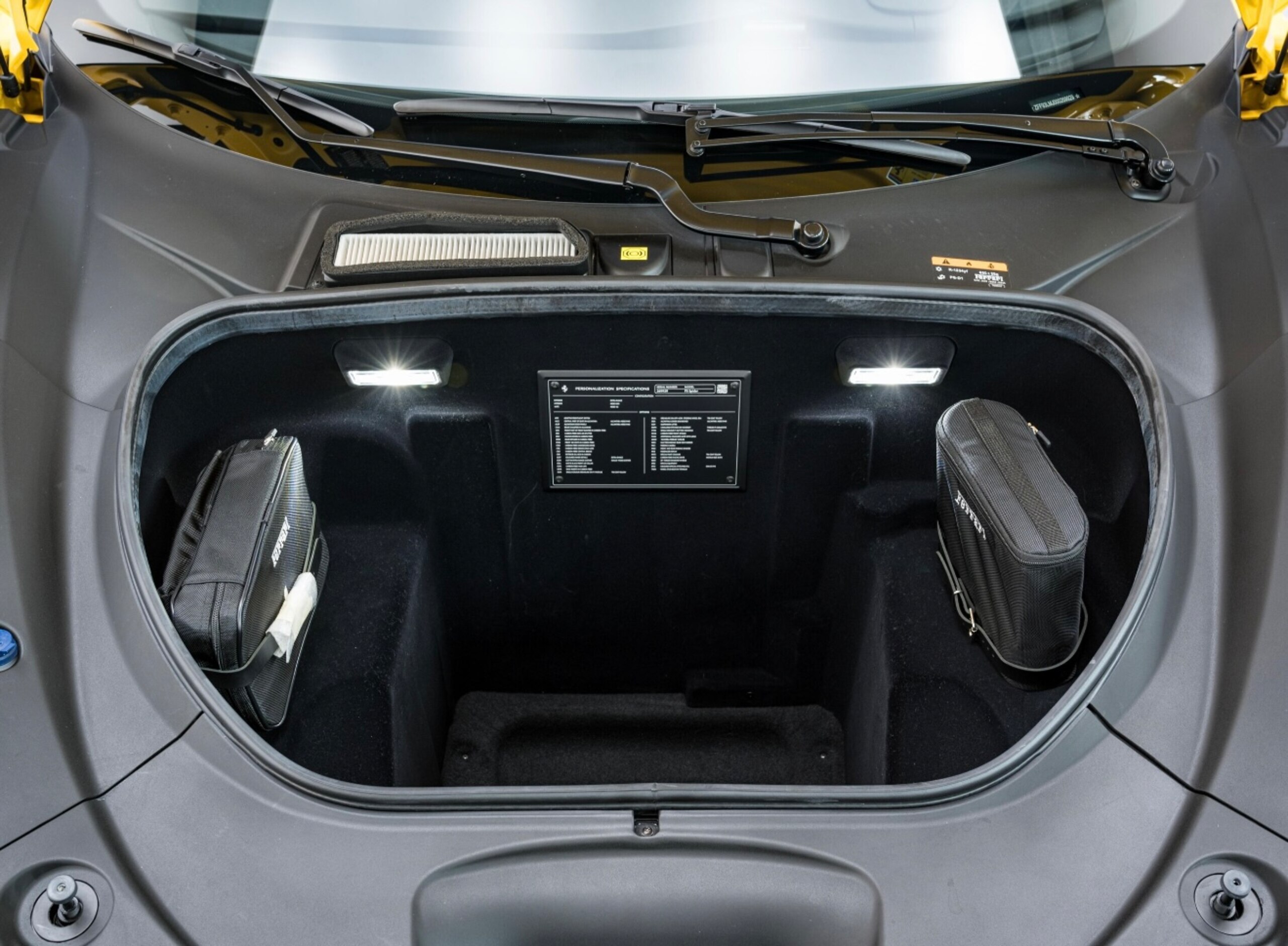 2021 Ferrari F8 Spider — Photo 35 / 36