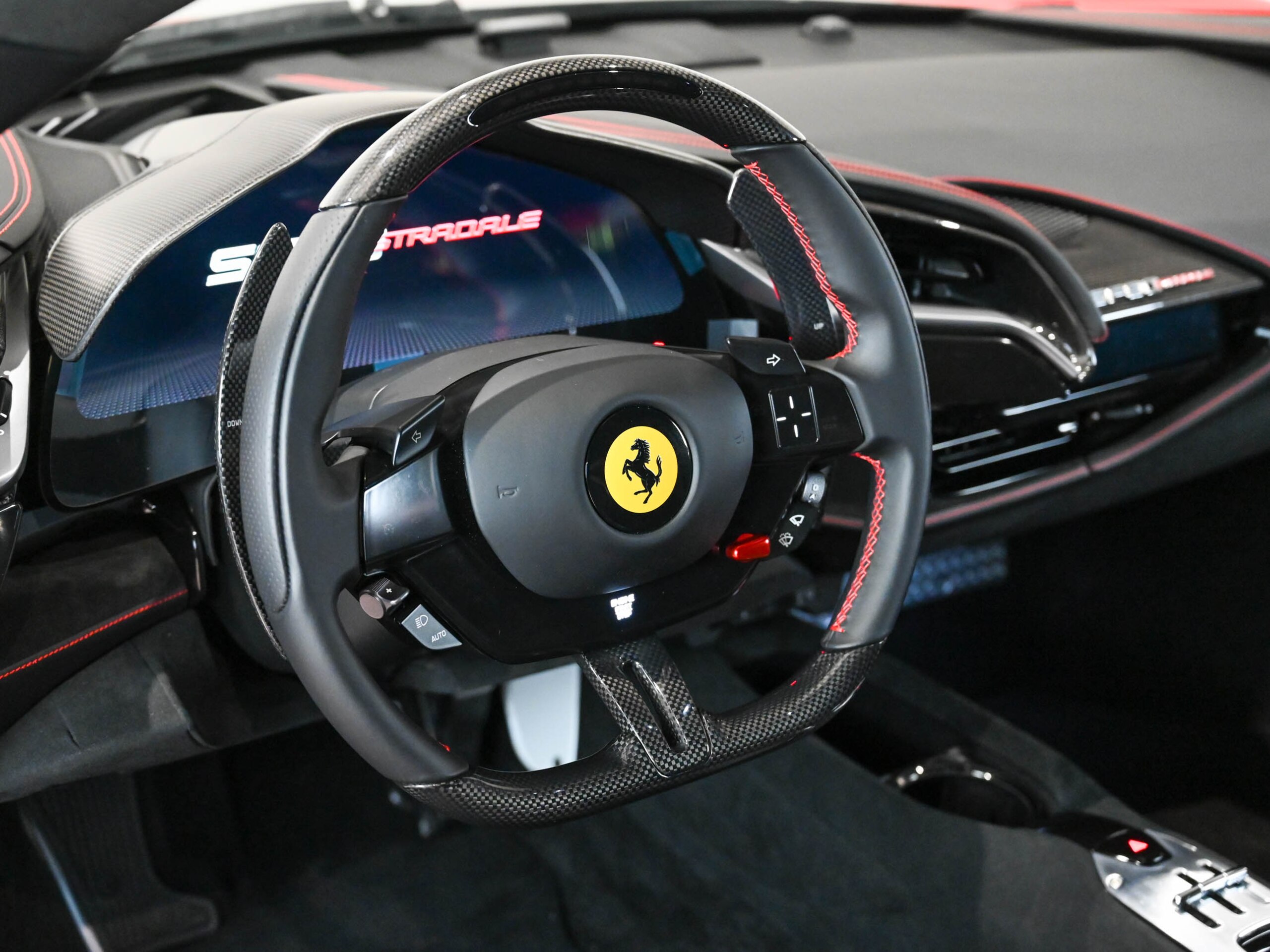 2021 Ferrari SF90 Stradale — Photo 7 / 20