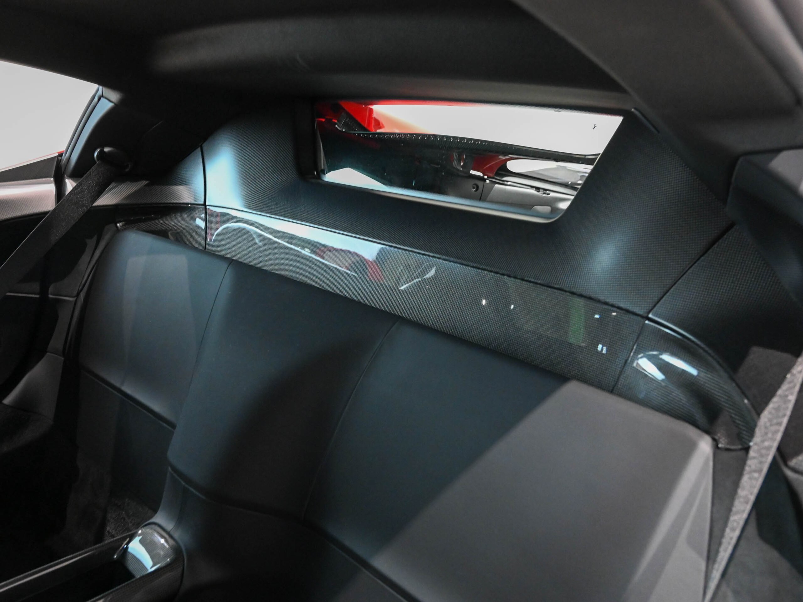 2021 Ferrari SF90 Stradale — Photo 12 / 20
