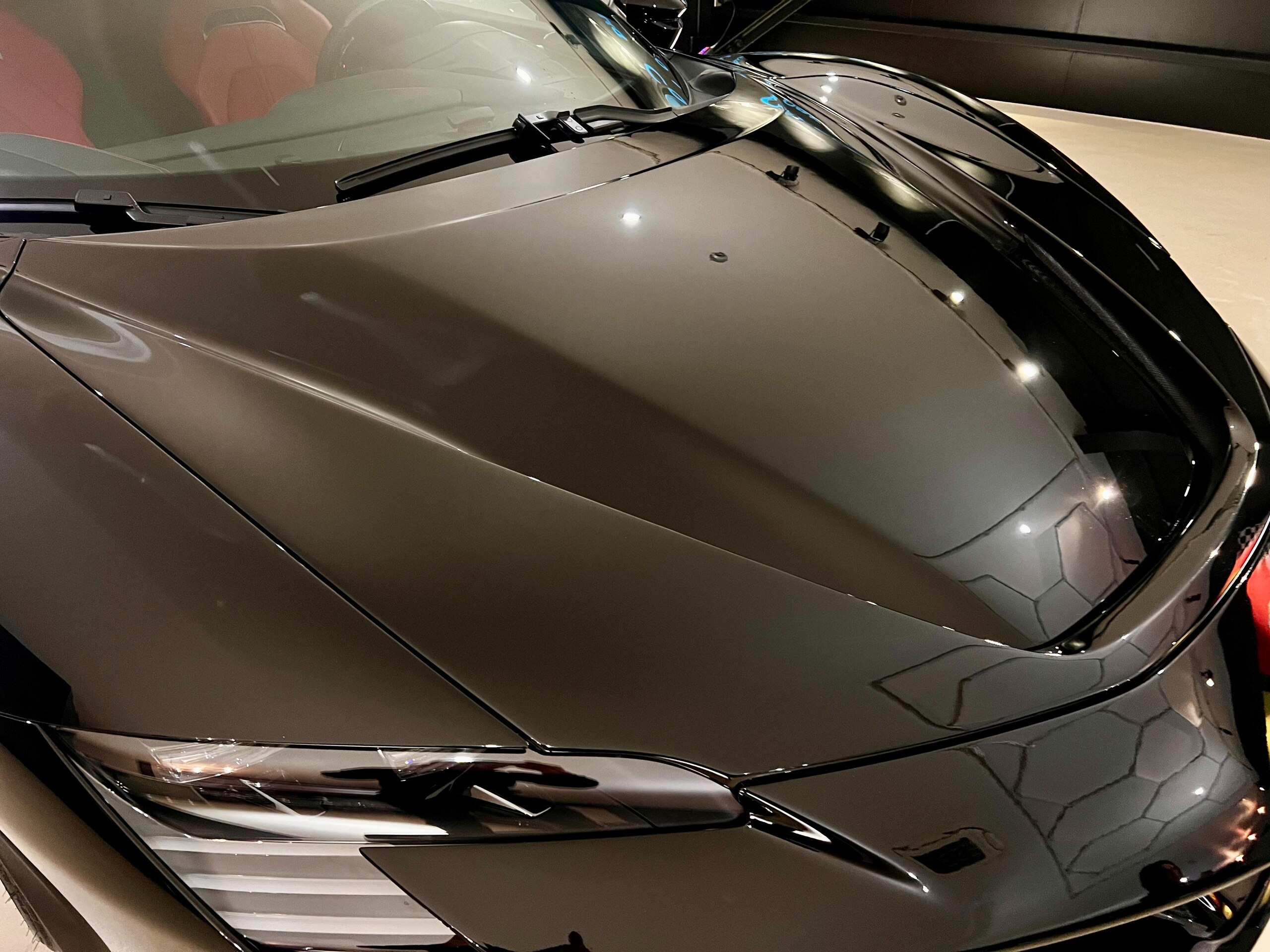 2021 Ferrari SF90 Stradale — Photo 13 / 17