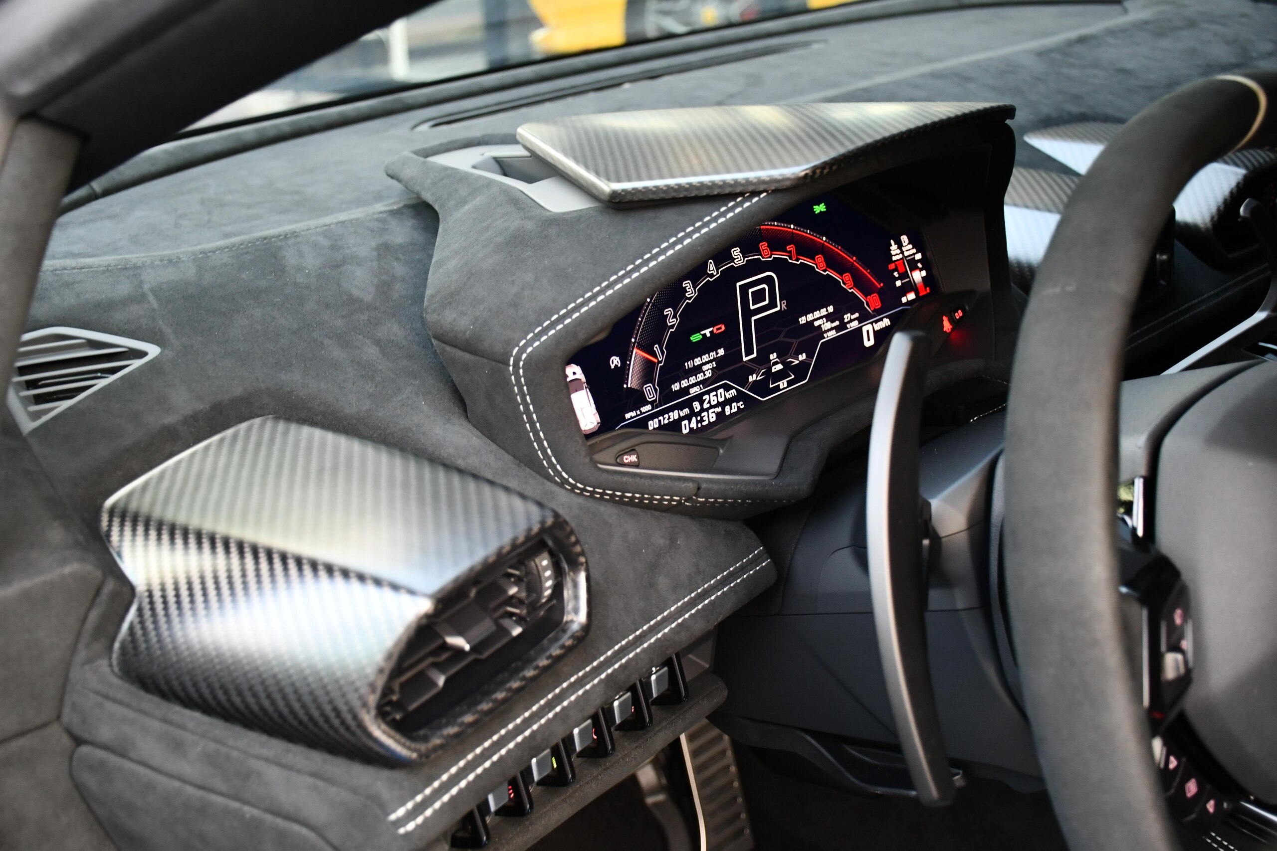 2021 Lamborghini Huracán STO — Photo 11 / 22