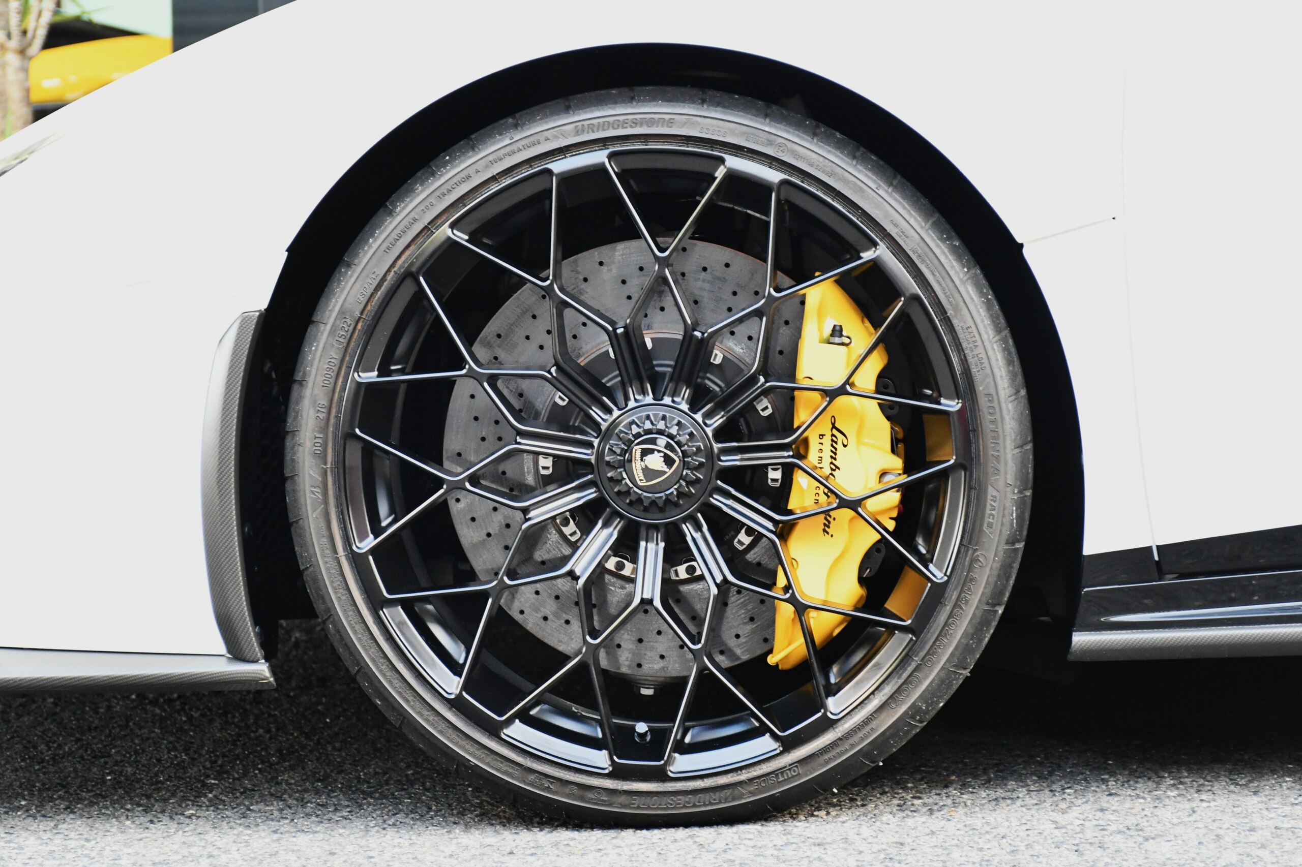 2021 Lamborghini Huracán STO — Photo 20 / 22