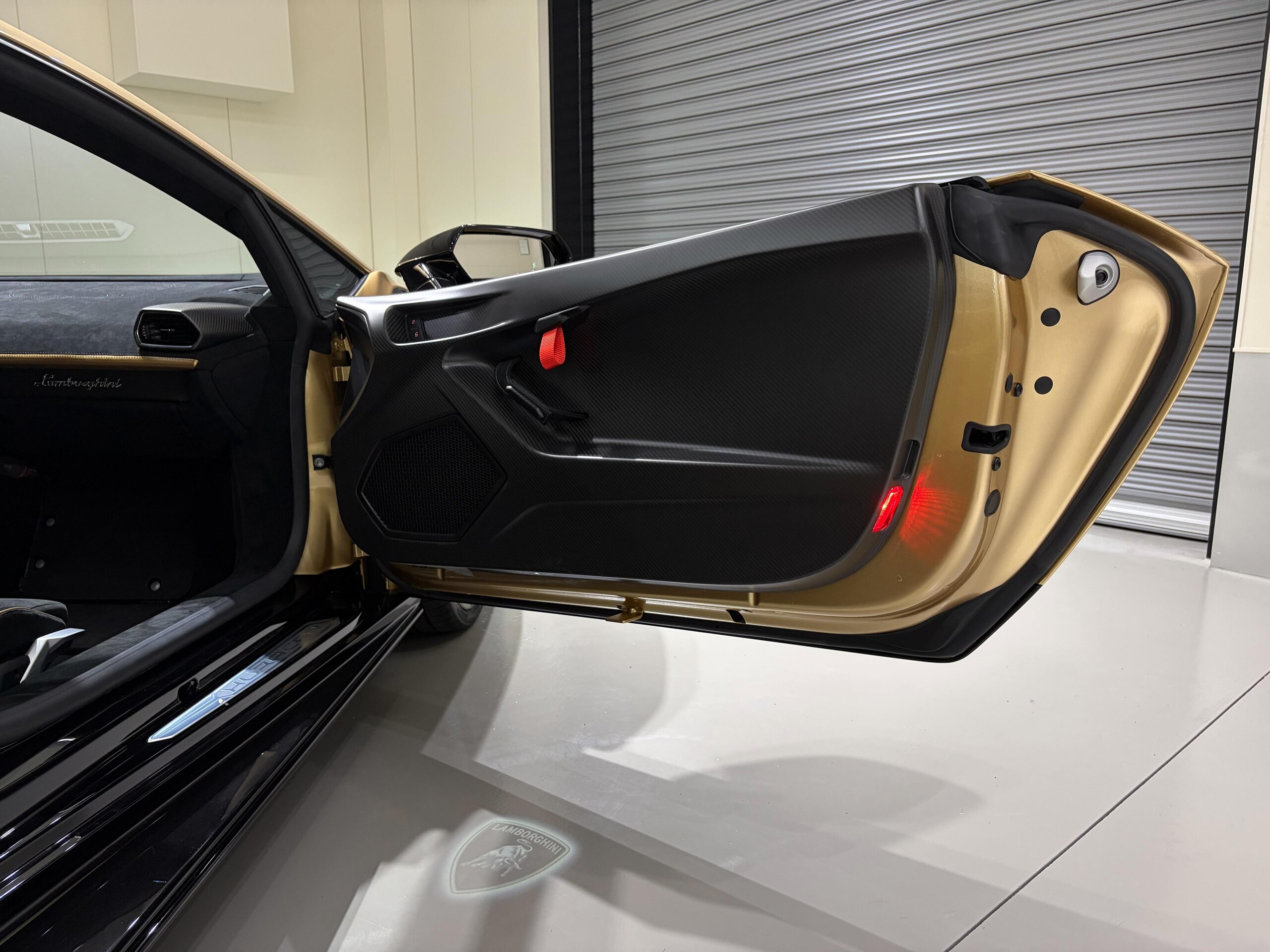 2021 Lamborghini Huracán STO — Photo 16 / 23