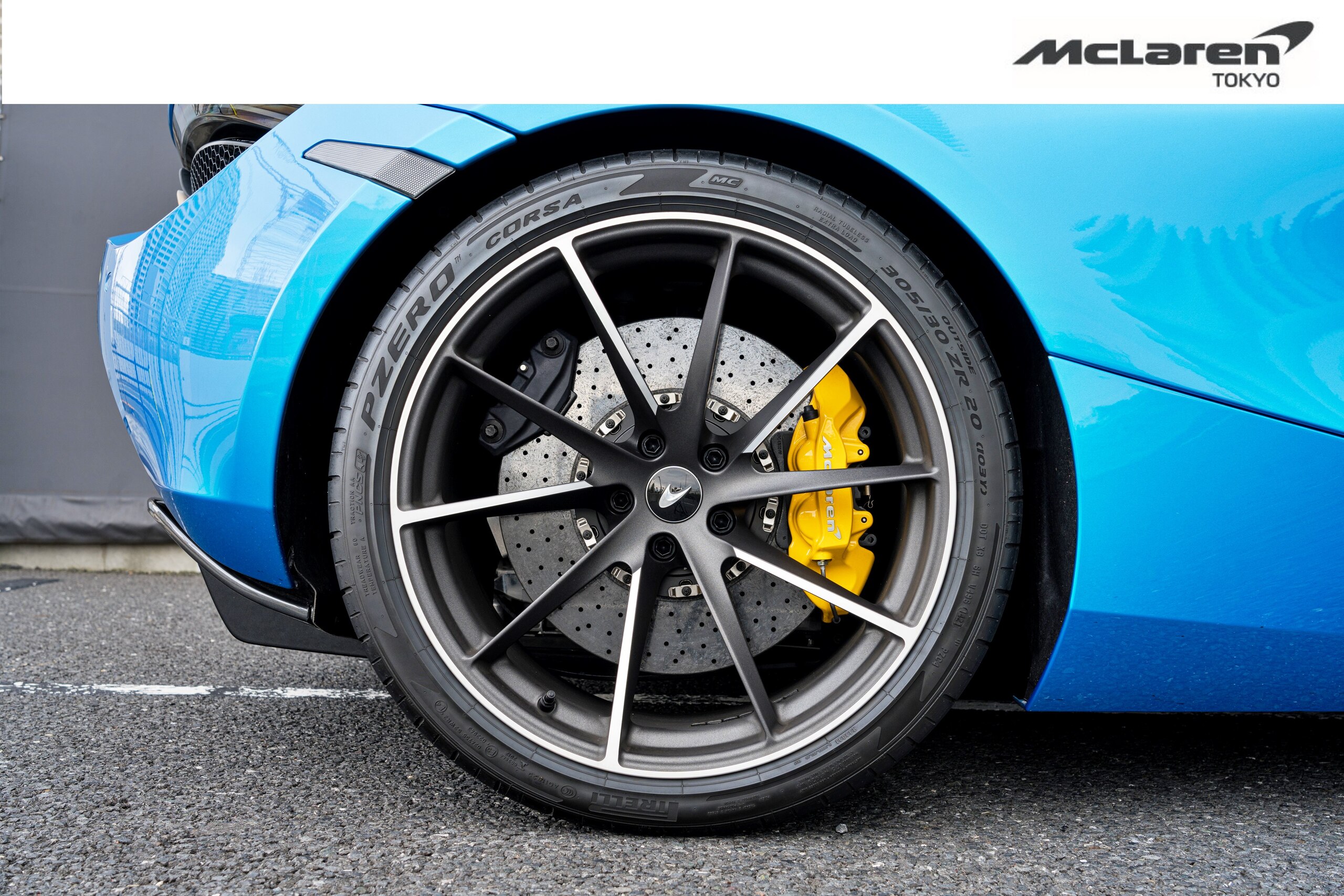 2021 McLaren 720S Spider — Photo 15 / 37