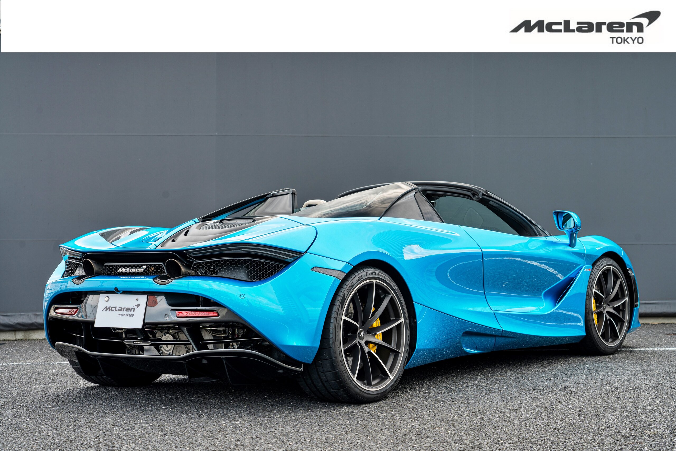 2021 McLaren 720S Spider — Photo 17 / 37
