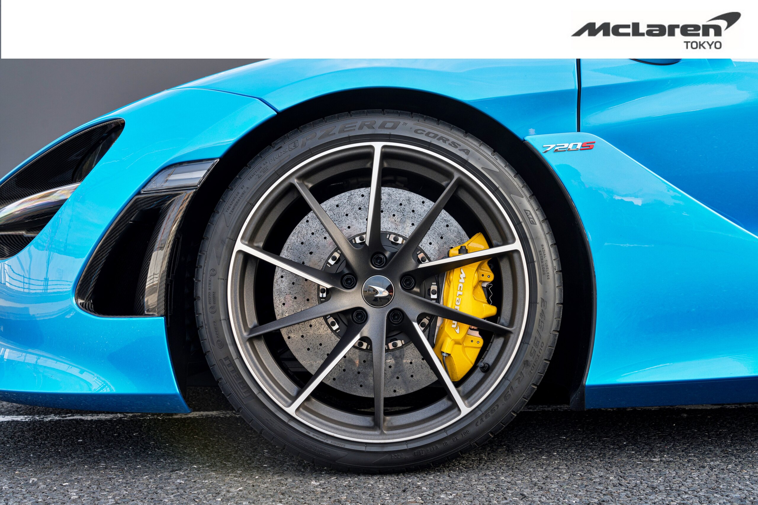 2021 McLaren 720S Spider — Photo 19 / 37