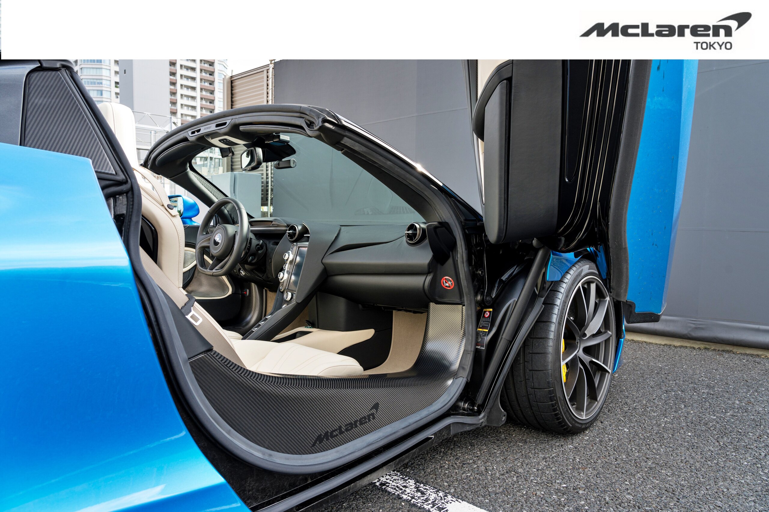 2021 McLaren 720S Spider — Photo 37 / 37