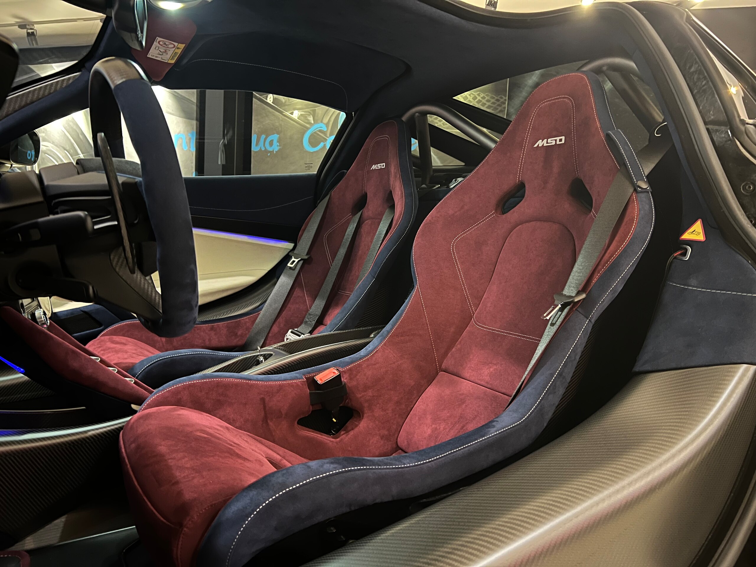 2021 McLaren 765LT — Photo 7 / 32