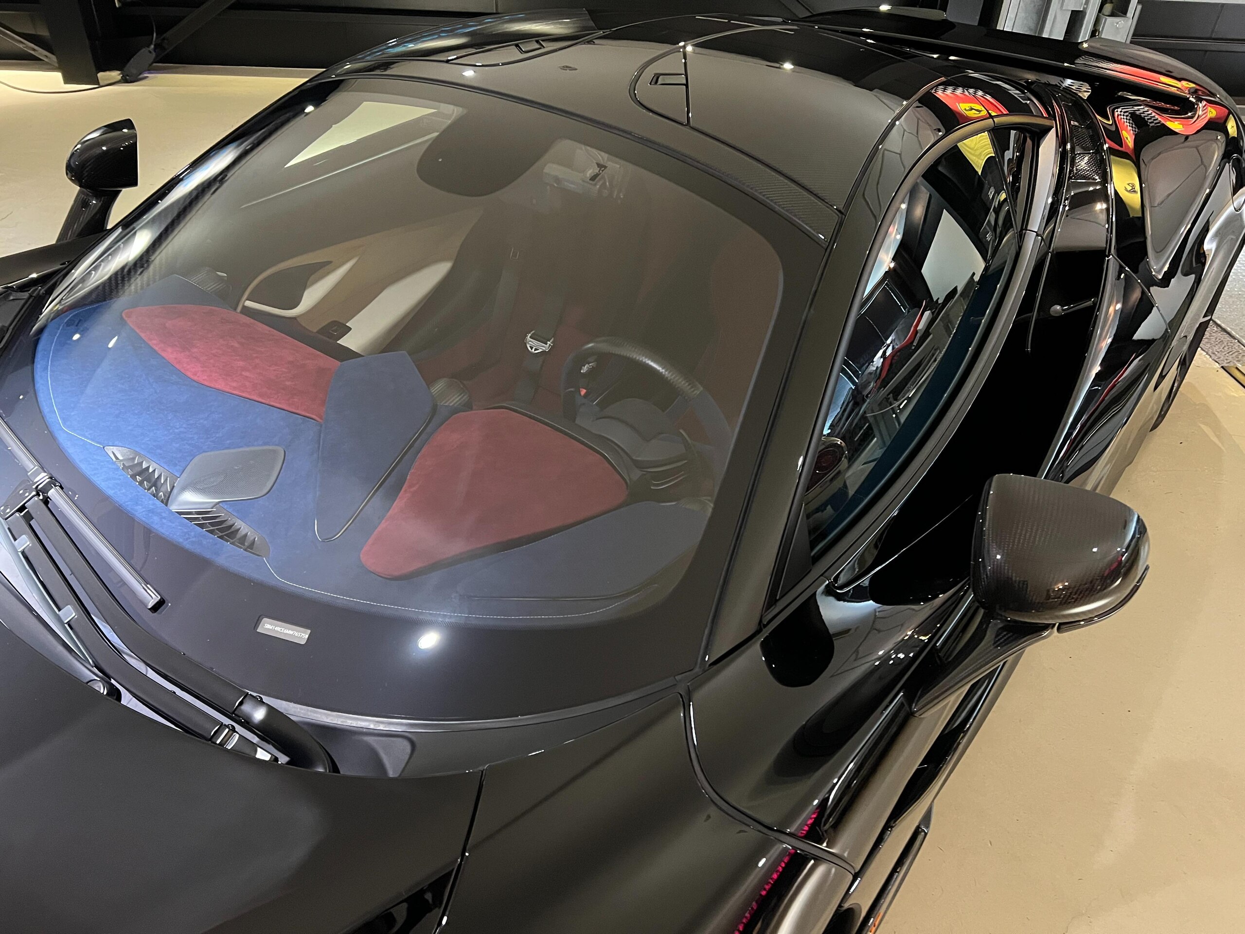 2021 McLaren 765LT — Photo 20 / 32
