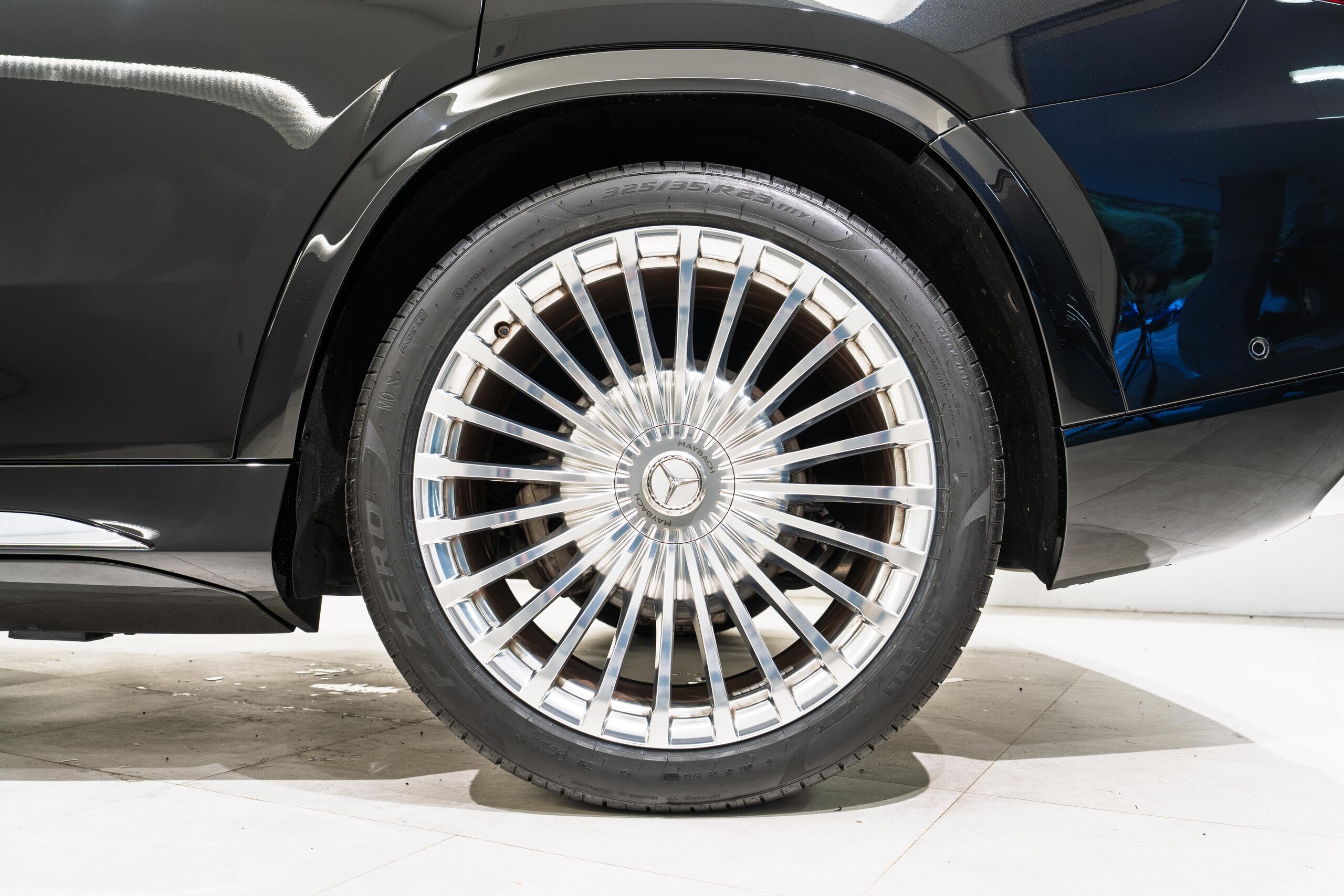 2021 Mercedes Benz Maybach GLS 600 4Matic — Photo 25 / 29