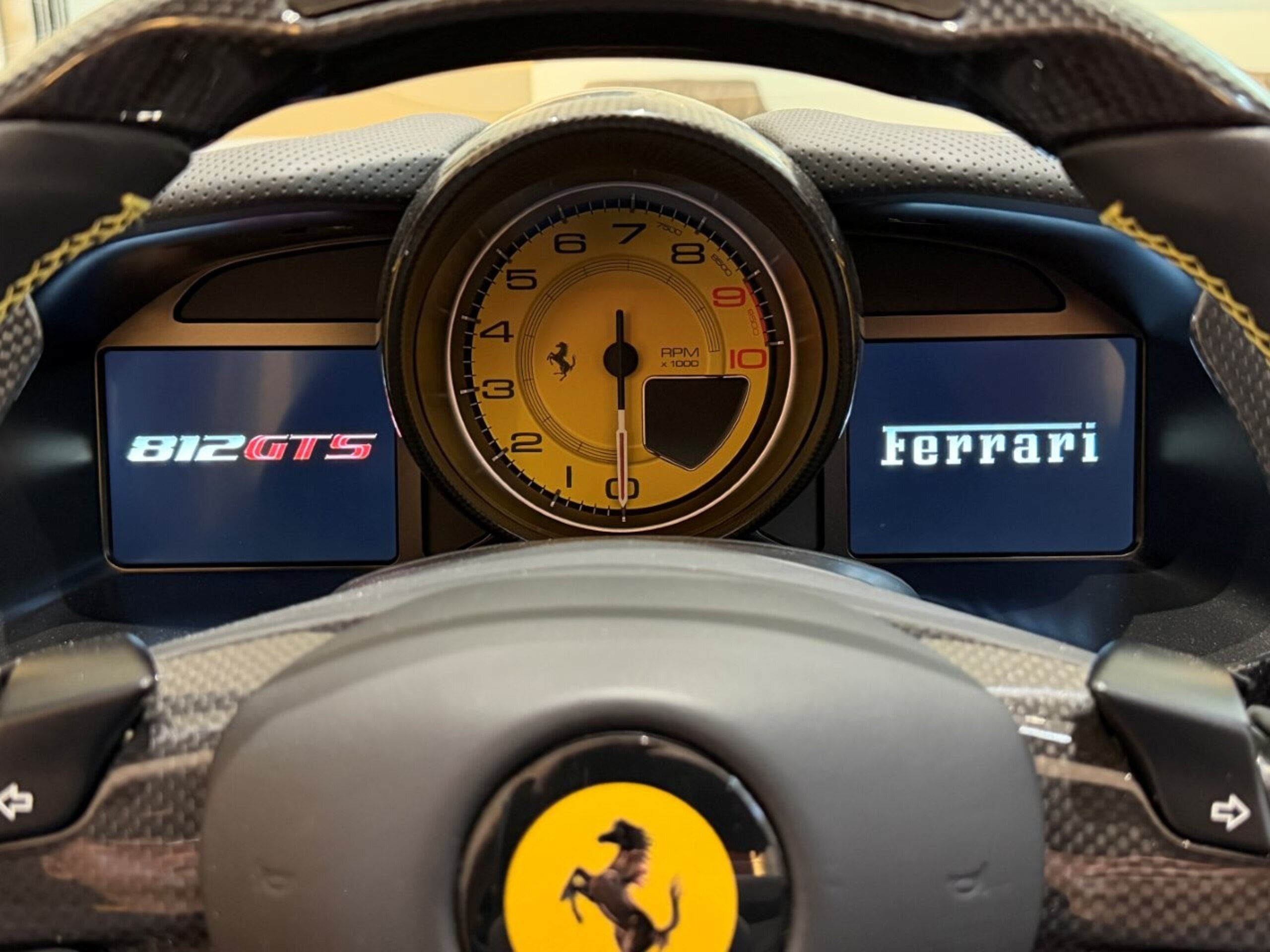 2022 Ferrari 812GTS — Photo 11 / 22