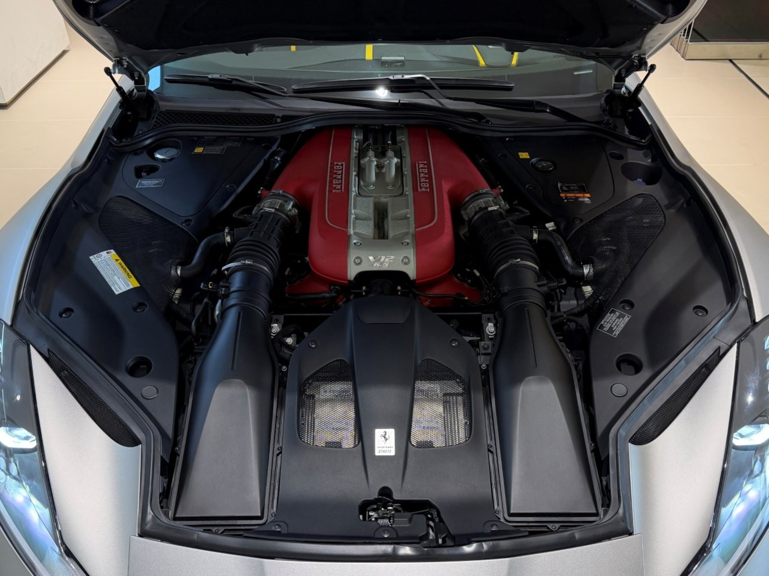 2022 Ferrari 812GTS — Photo 21 / 22