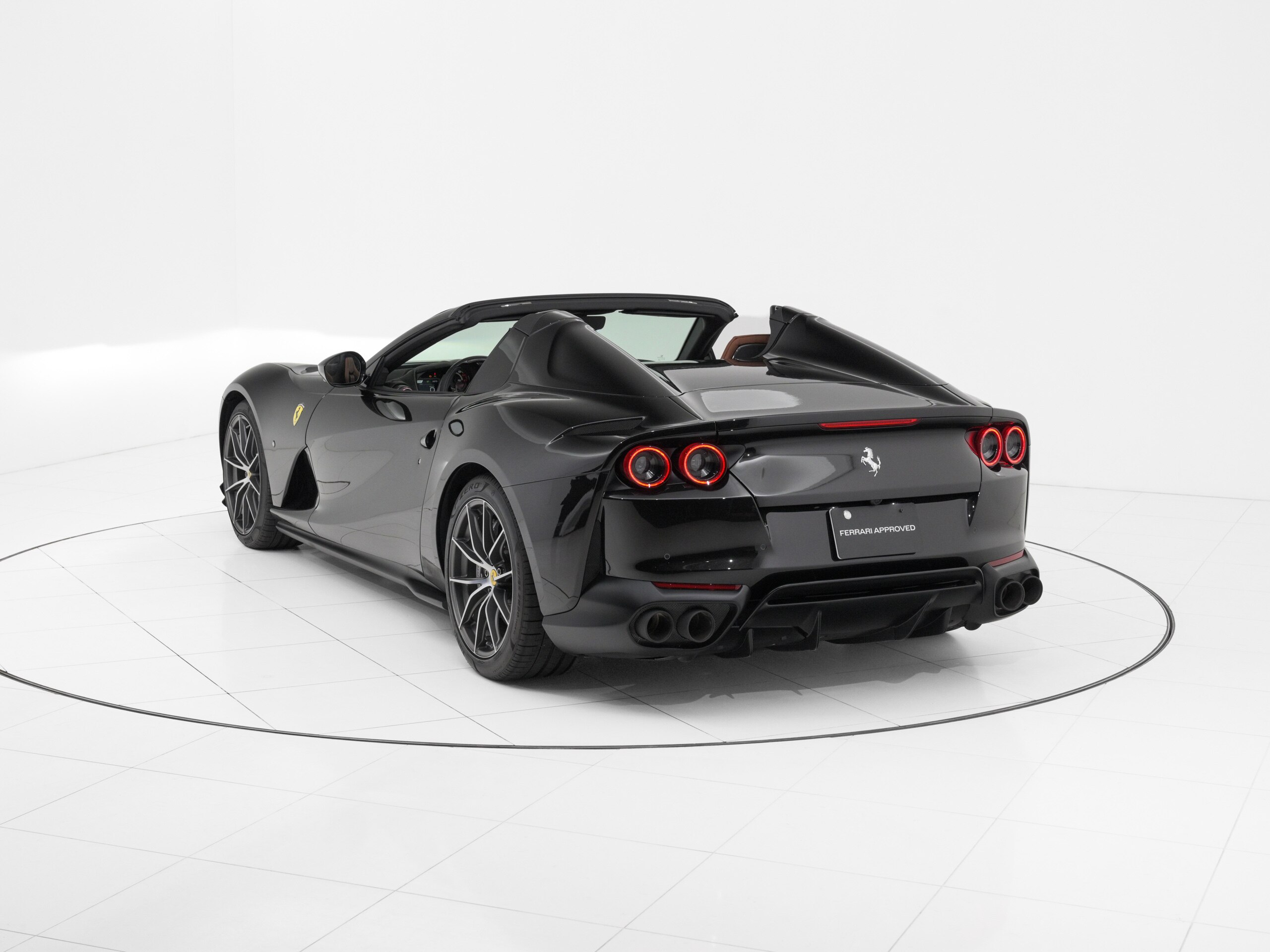 2022 Ferrari 812GTS — Photo 12 / 28