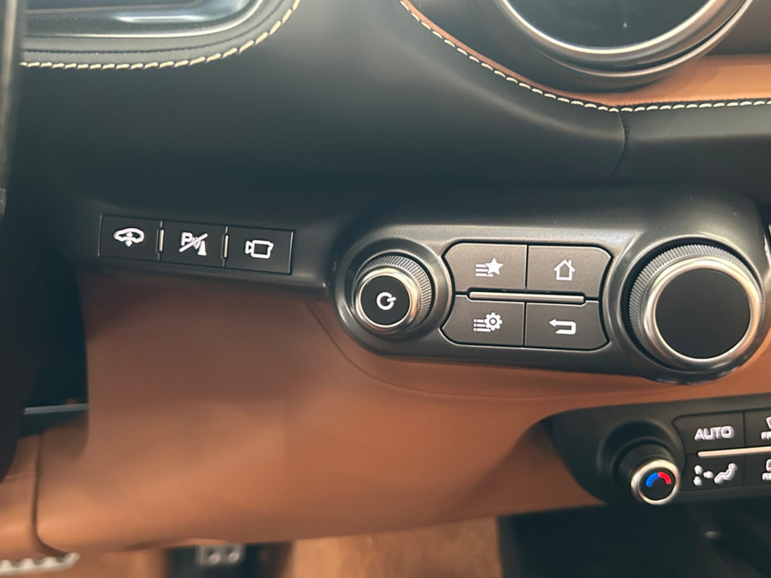 2022 Ferrari 812GTS — Photo 21 / 43