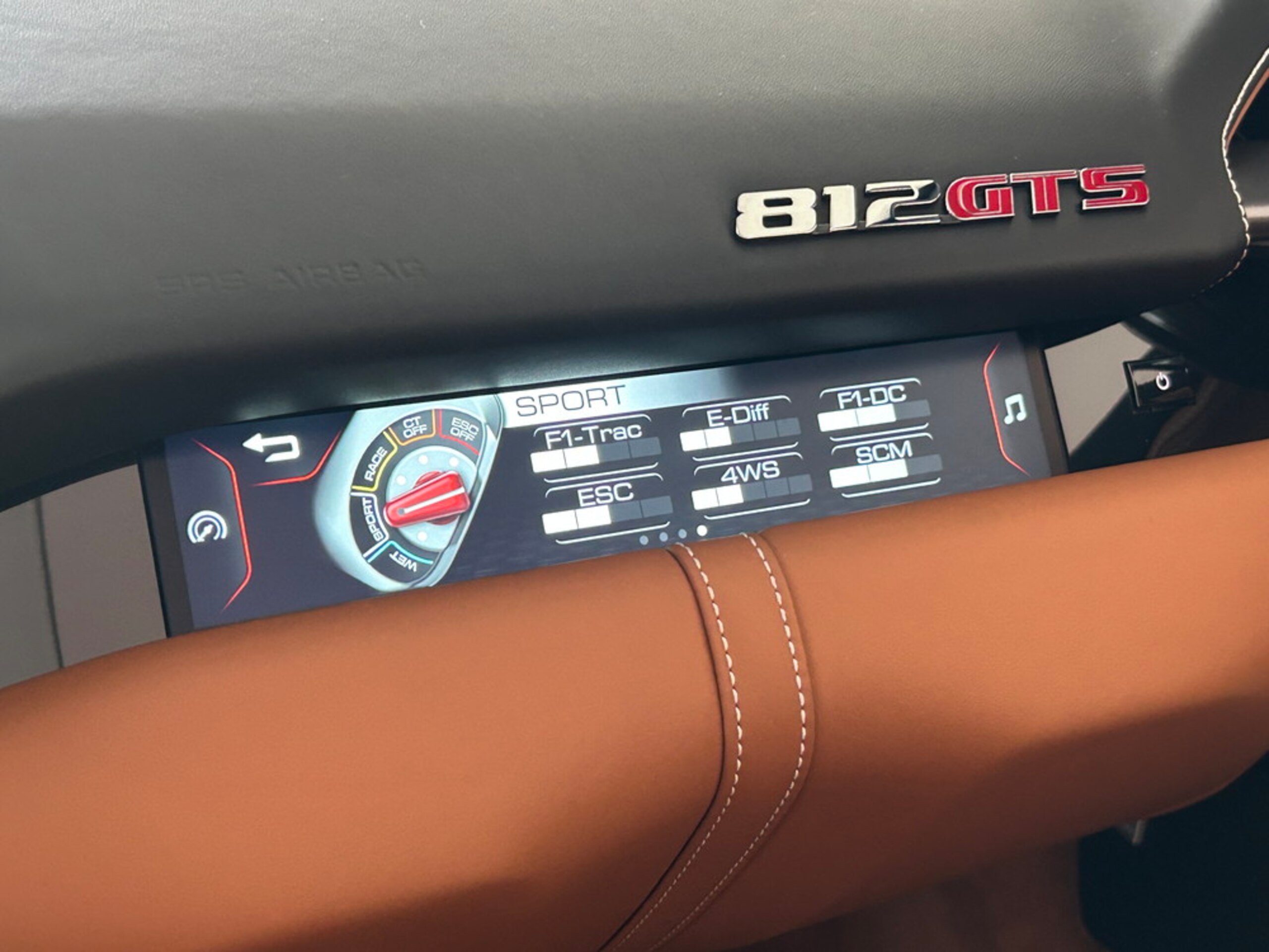 2022 Ferrari 812GTS — Photo 28 / 43