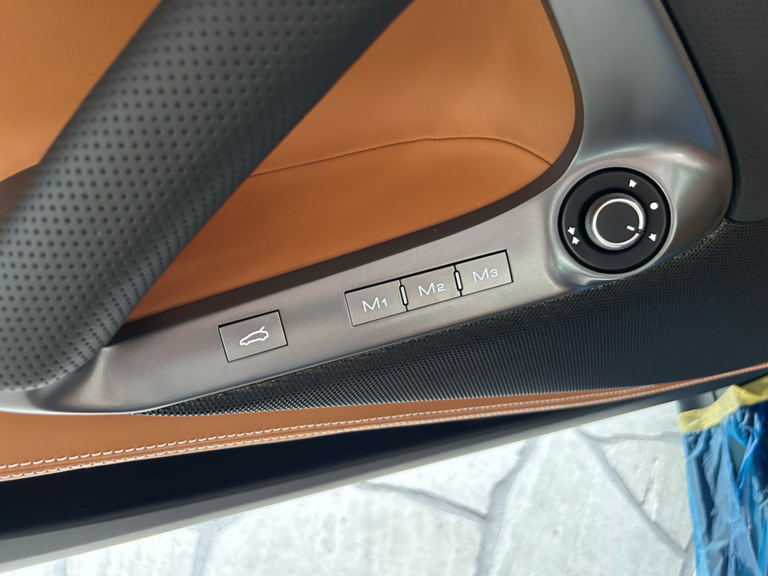 2022 Ferrari 812GTS — Photo 30 / 43