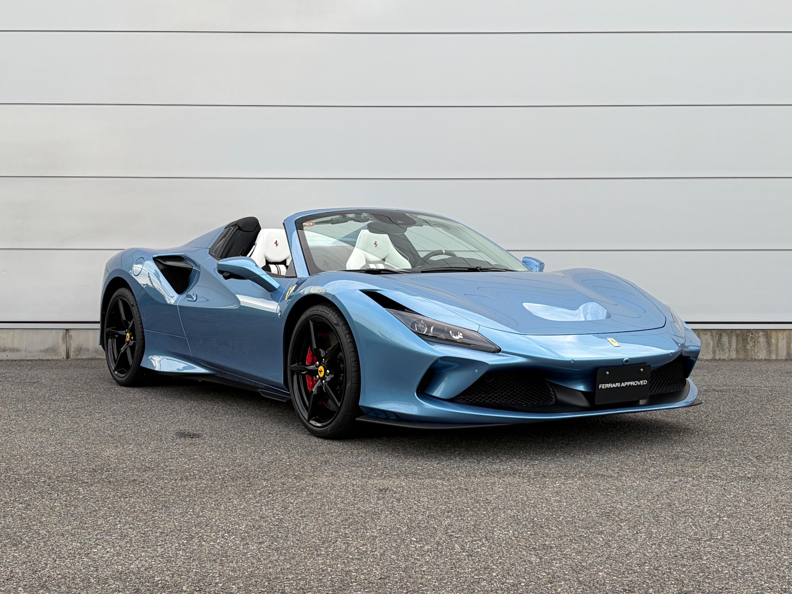2022 Ferrari F8 Spider 2-Layer Special Paint (Azzurro California) for sale in Japan