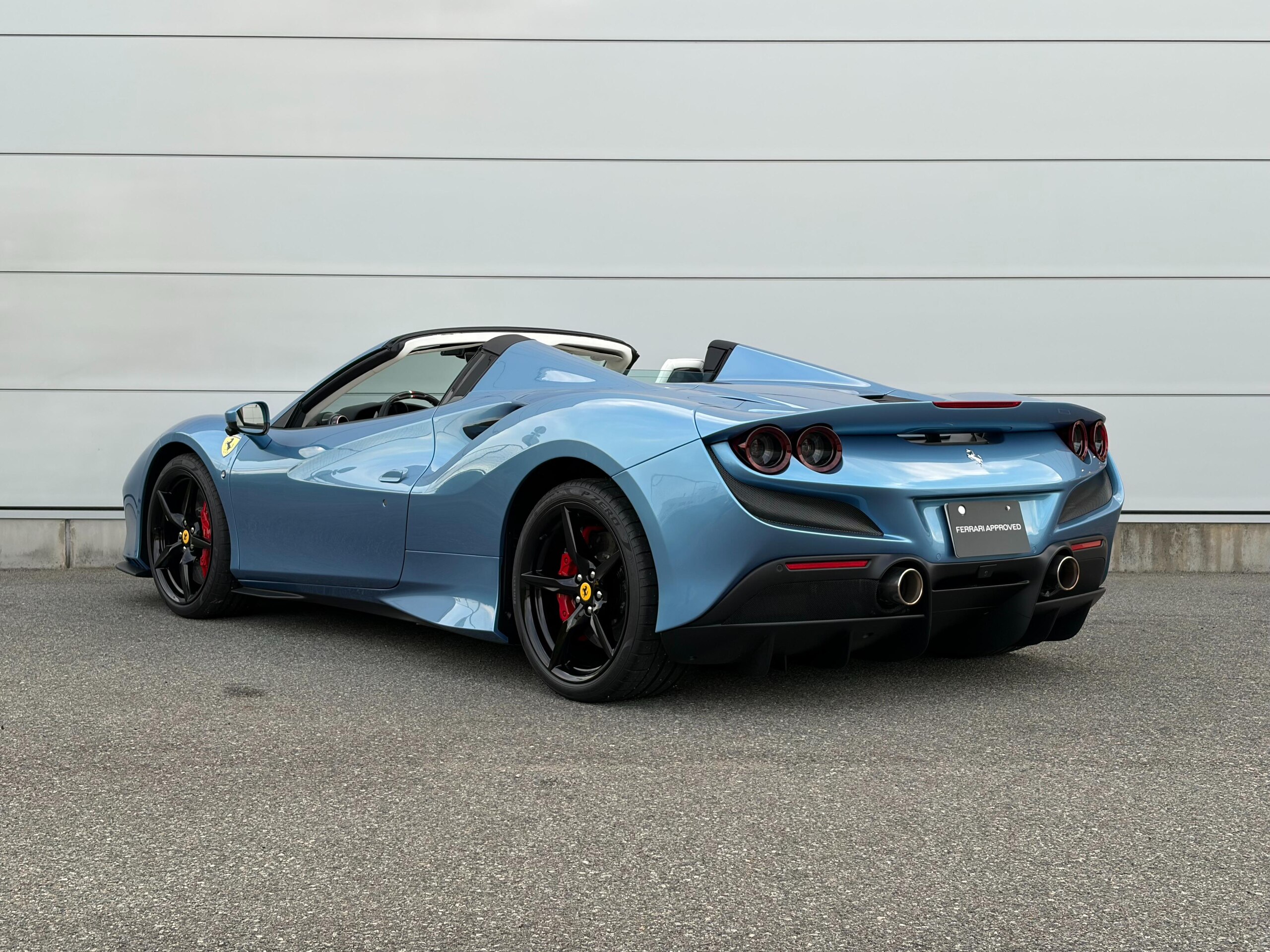 2022 Ferrari F8 Spider — Photo 7 / 37