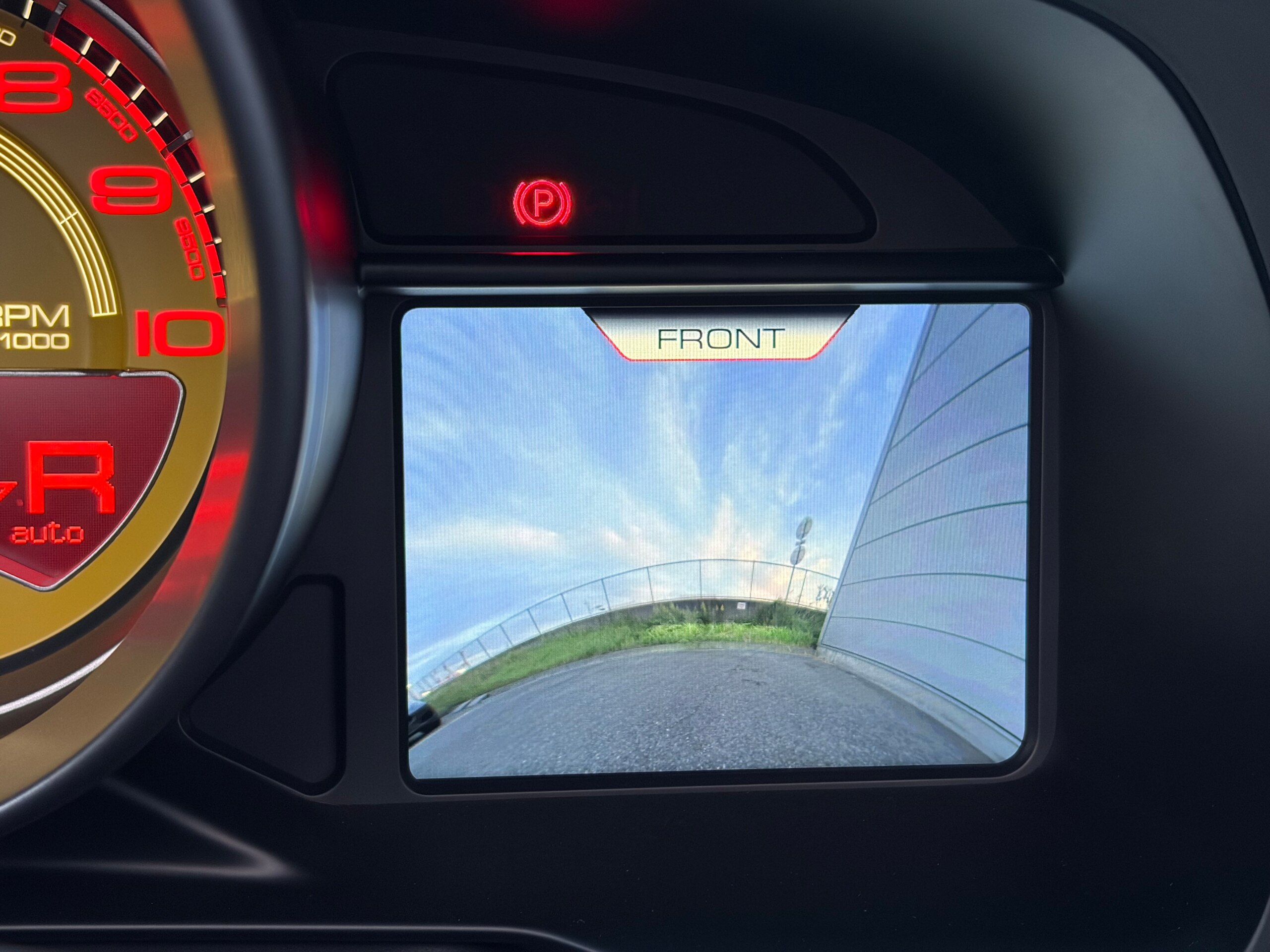 2022 Ferrari F8 Spider — Photo 25 / 37