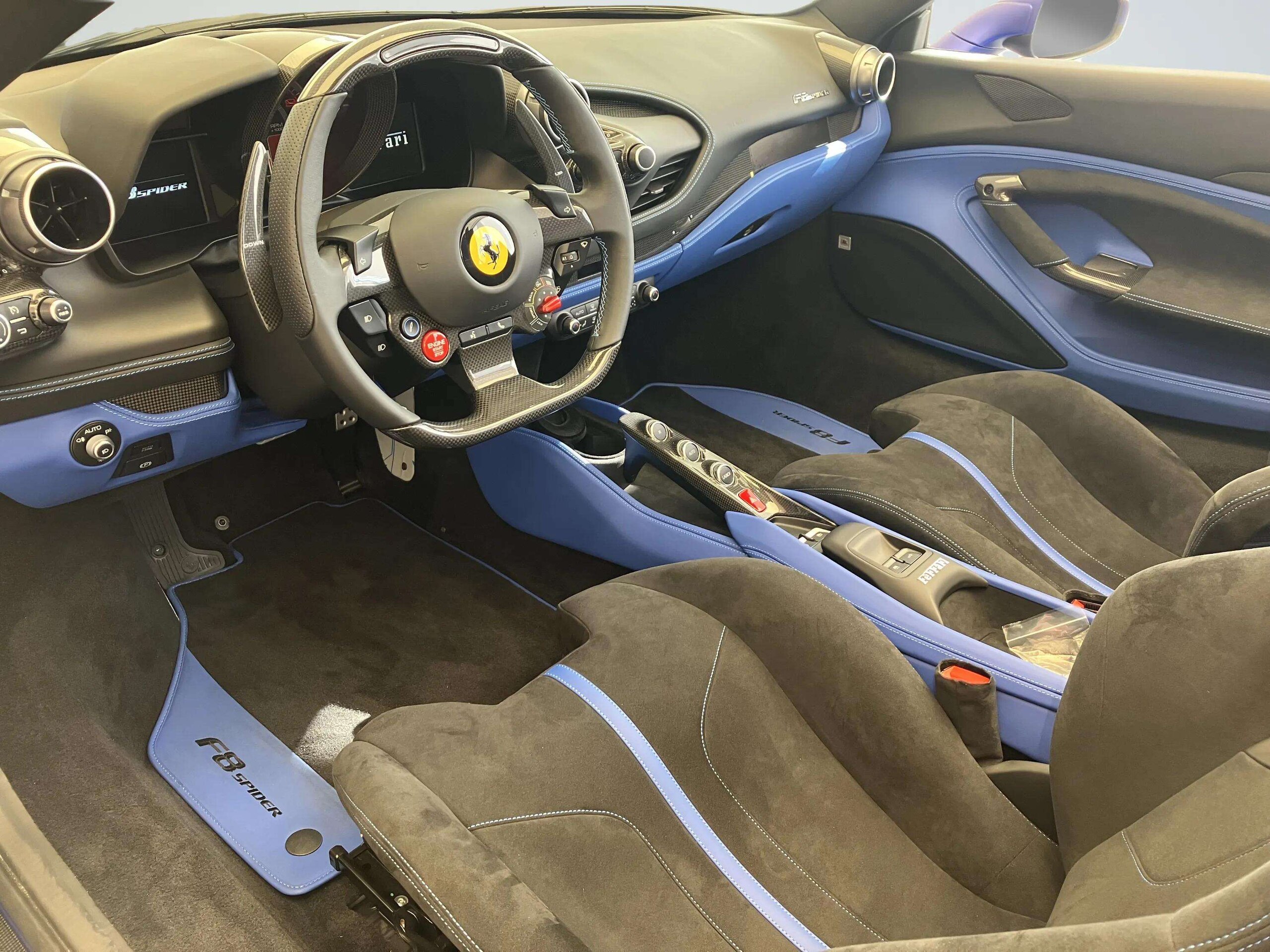 2022 Ferrari F8 Spider — Photo 6 / 24