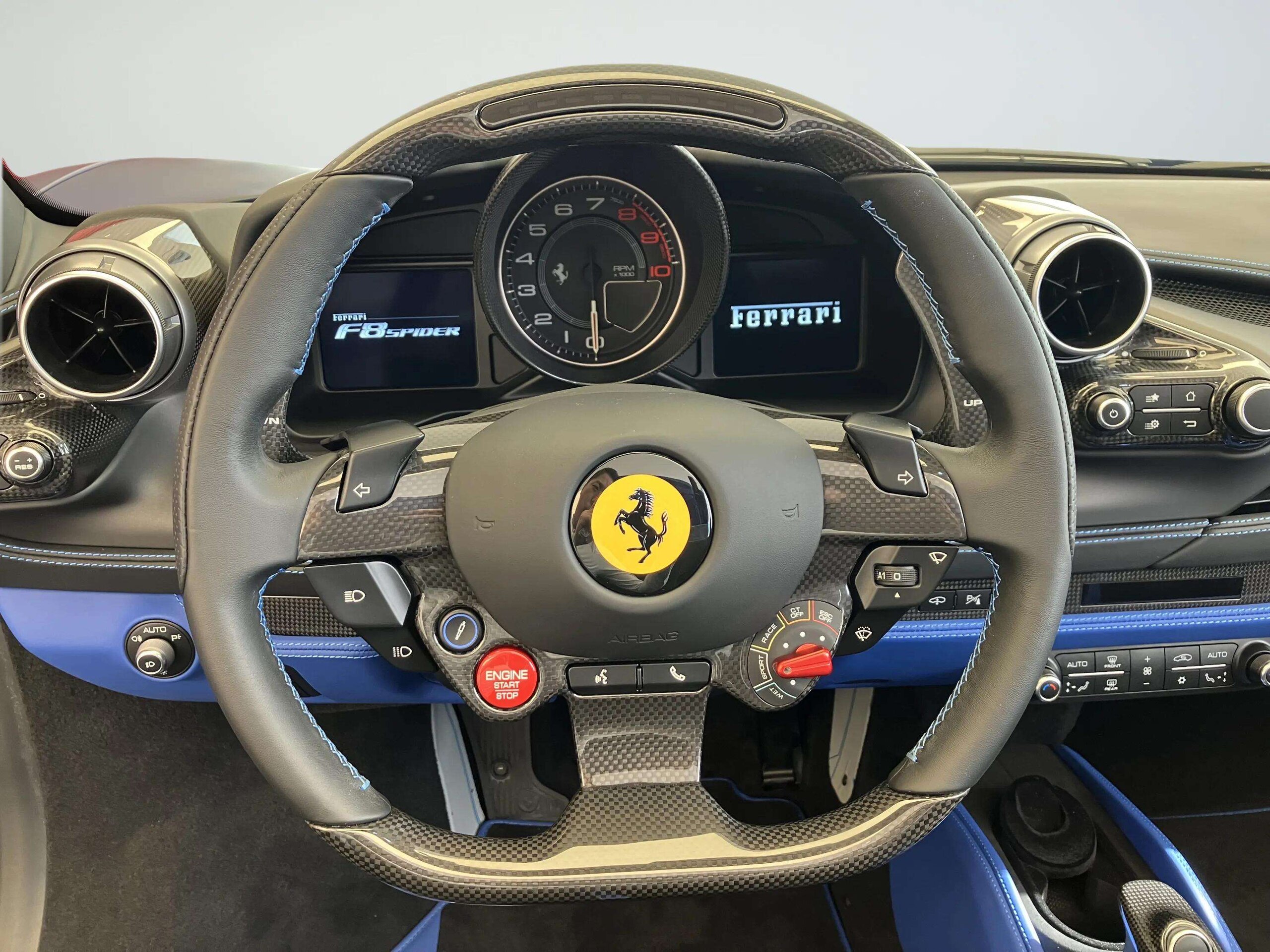2022 Ferrari F8 Spider — Photo 8 / 24