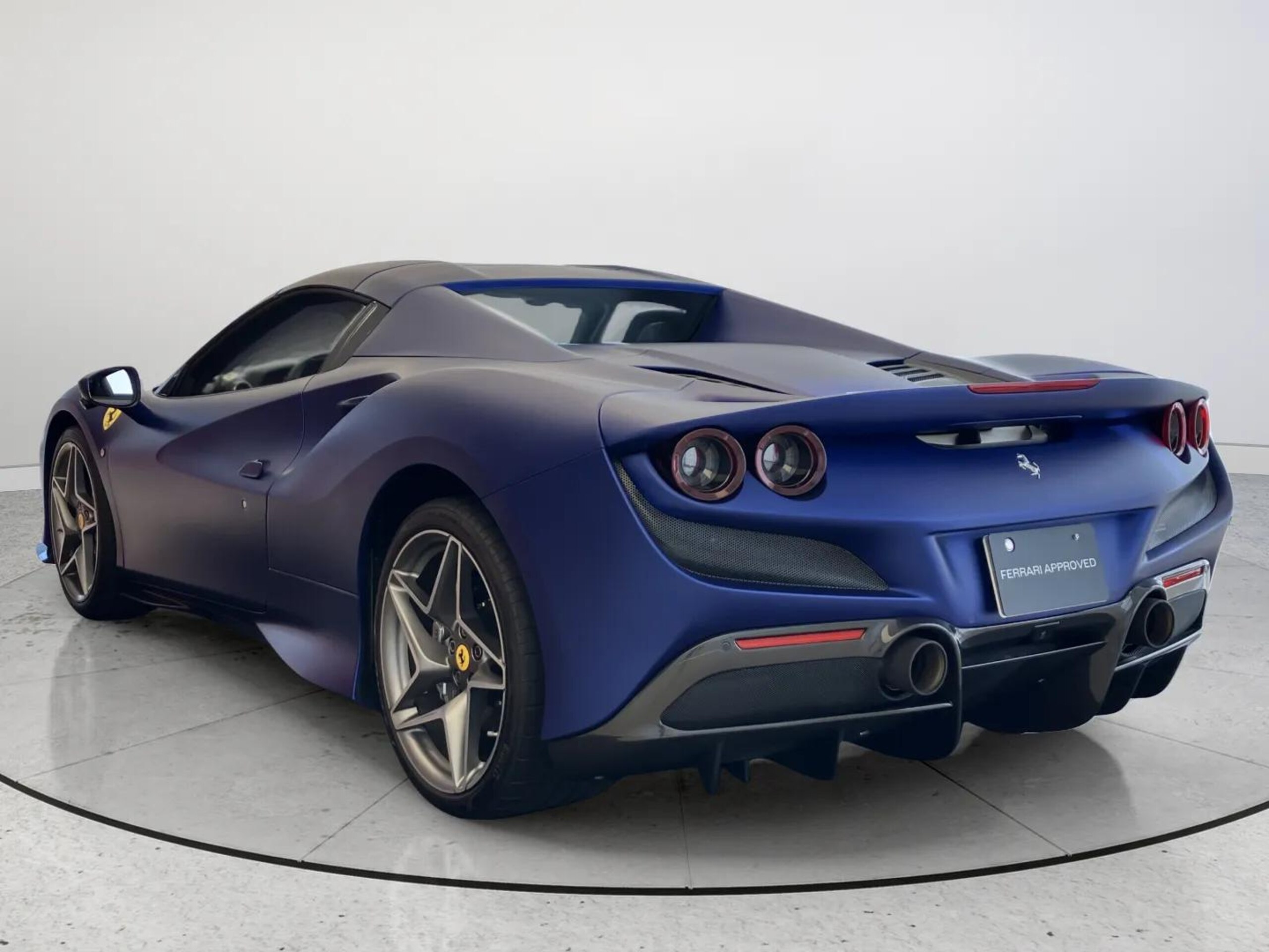 2022 Ferrari F8 Spider — Photo 10 / 24