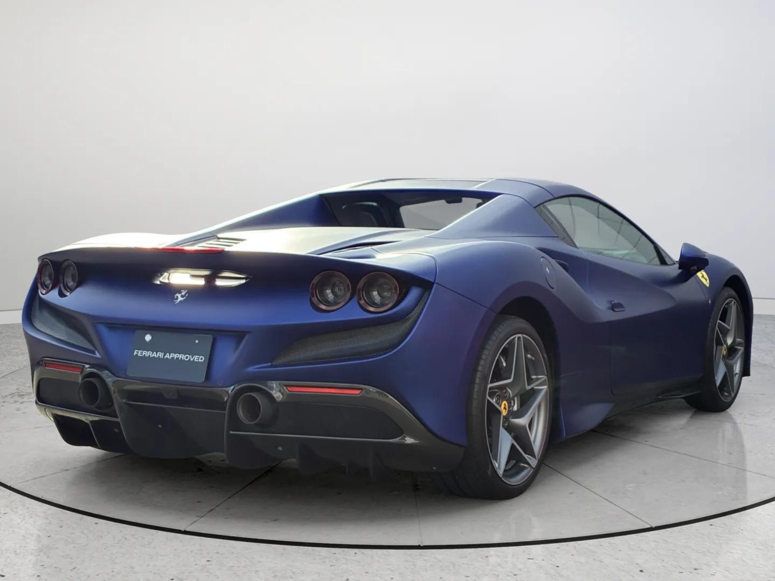 2022 Ferrari F8 Spider — Photo 11 / 24