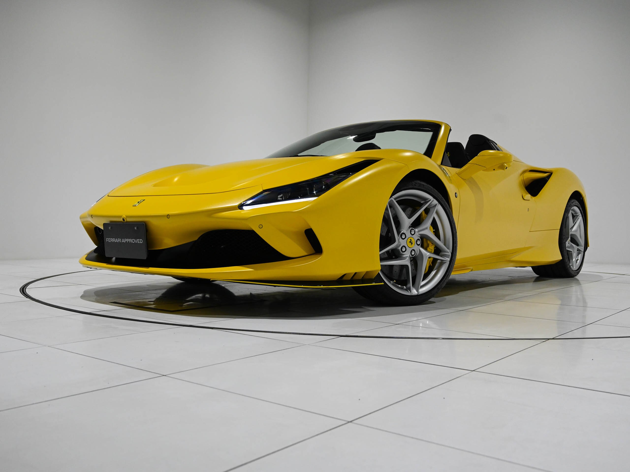 2022 Ferrari F8 Spider — Photo 15 / 36
