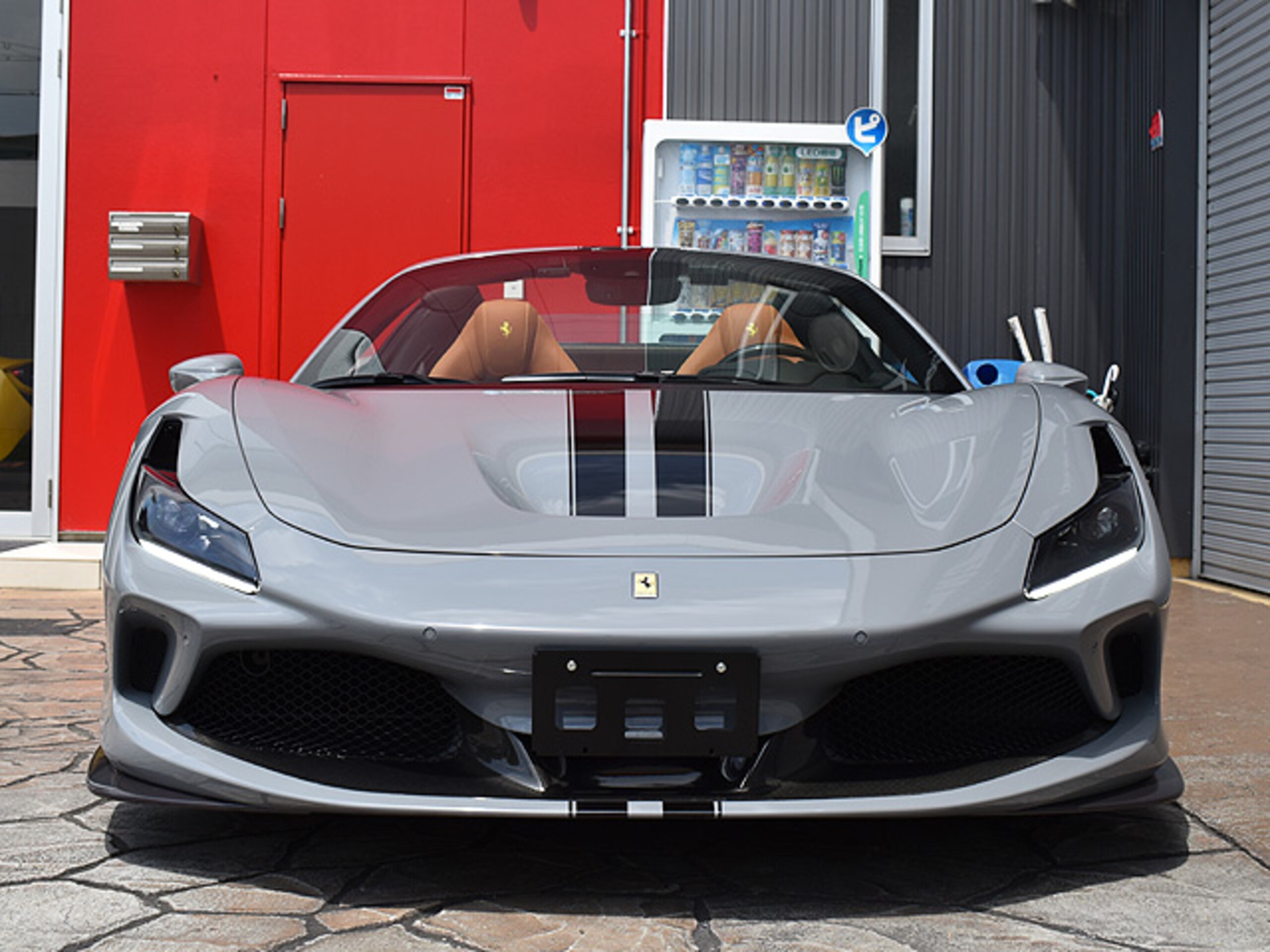 2022 Ferrari F8 Spider — Photo 12 / 46