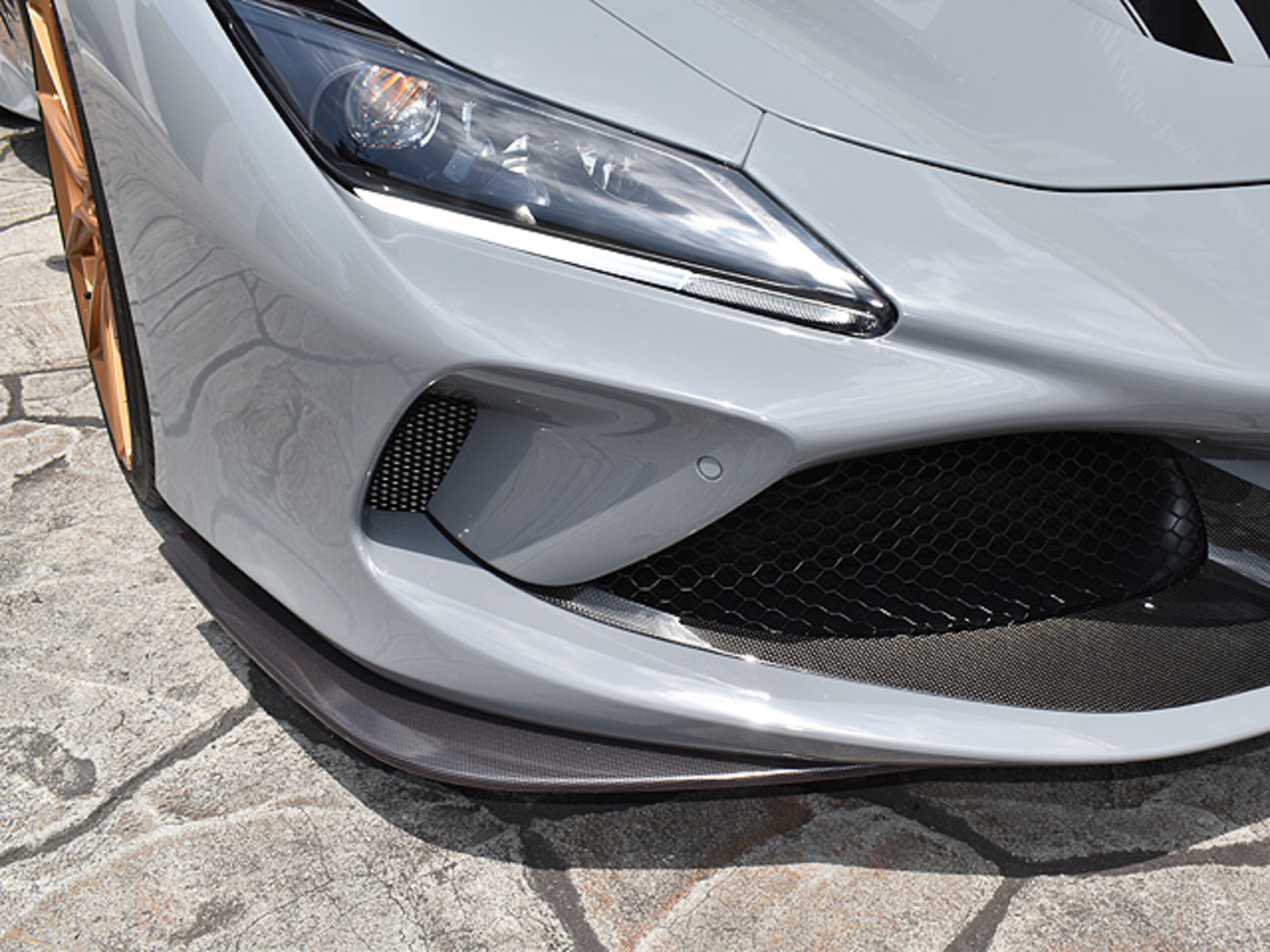2022 Ferrari F8 Spider — Photo 19 / 46