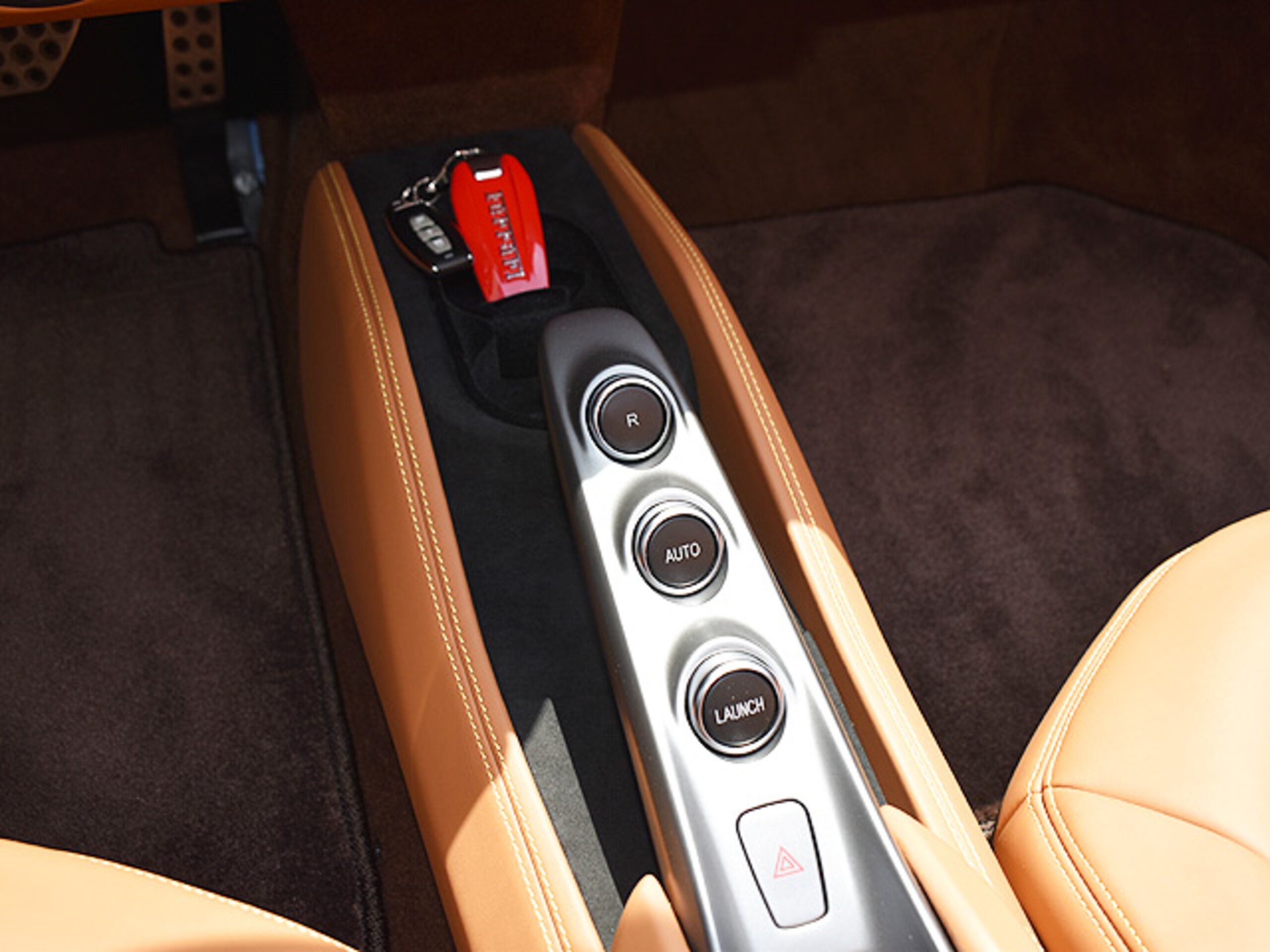 2022 Ferrari F8 Spider — Photo 33 / 46