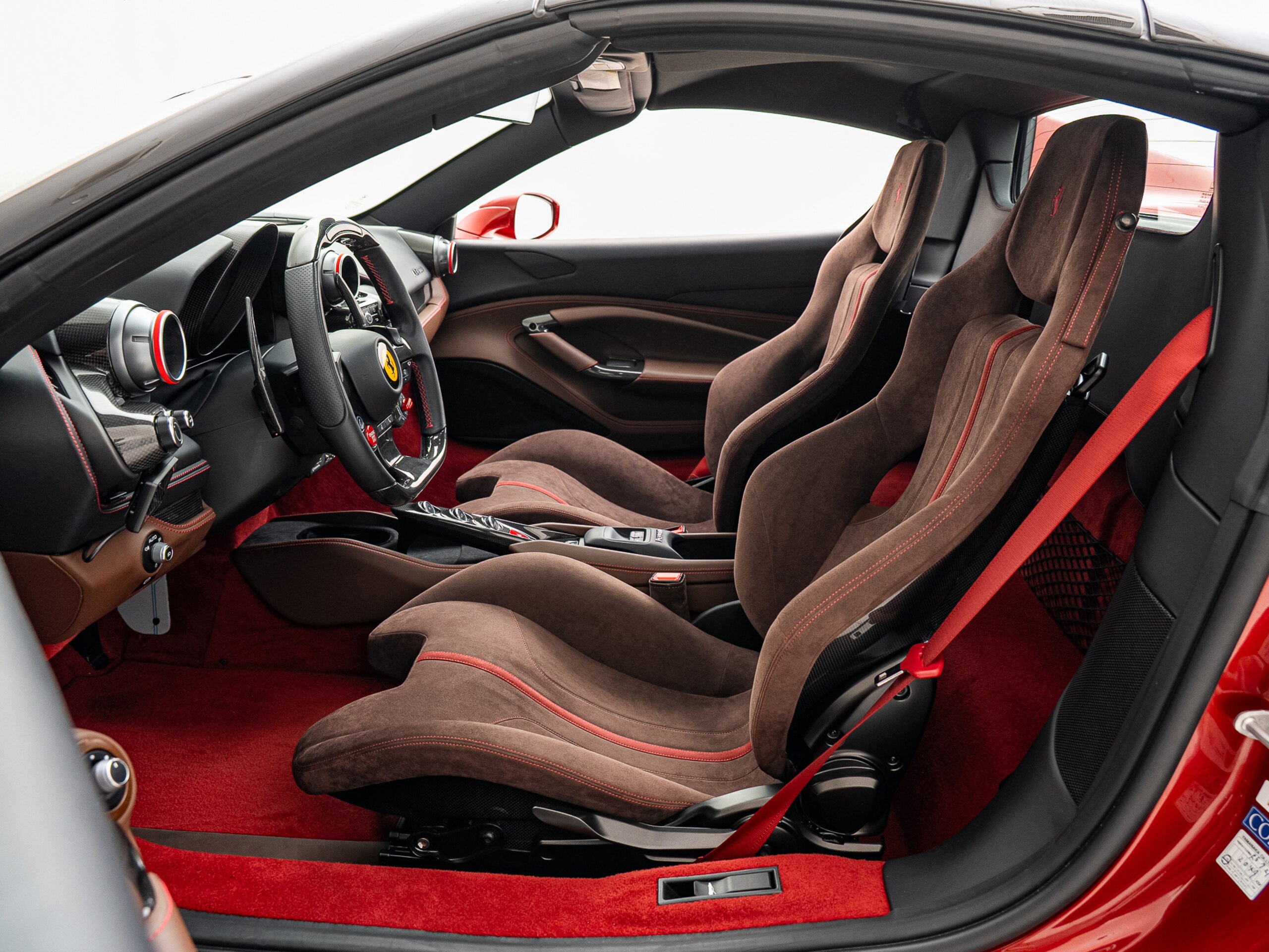 2022 Ferrari F8 Spider — Photo 6 / 64