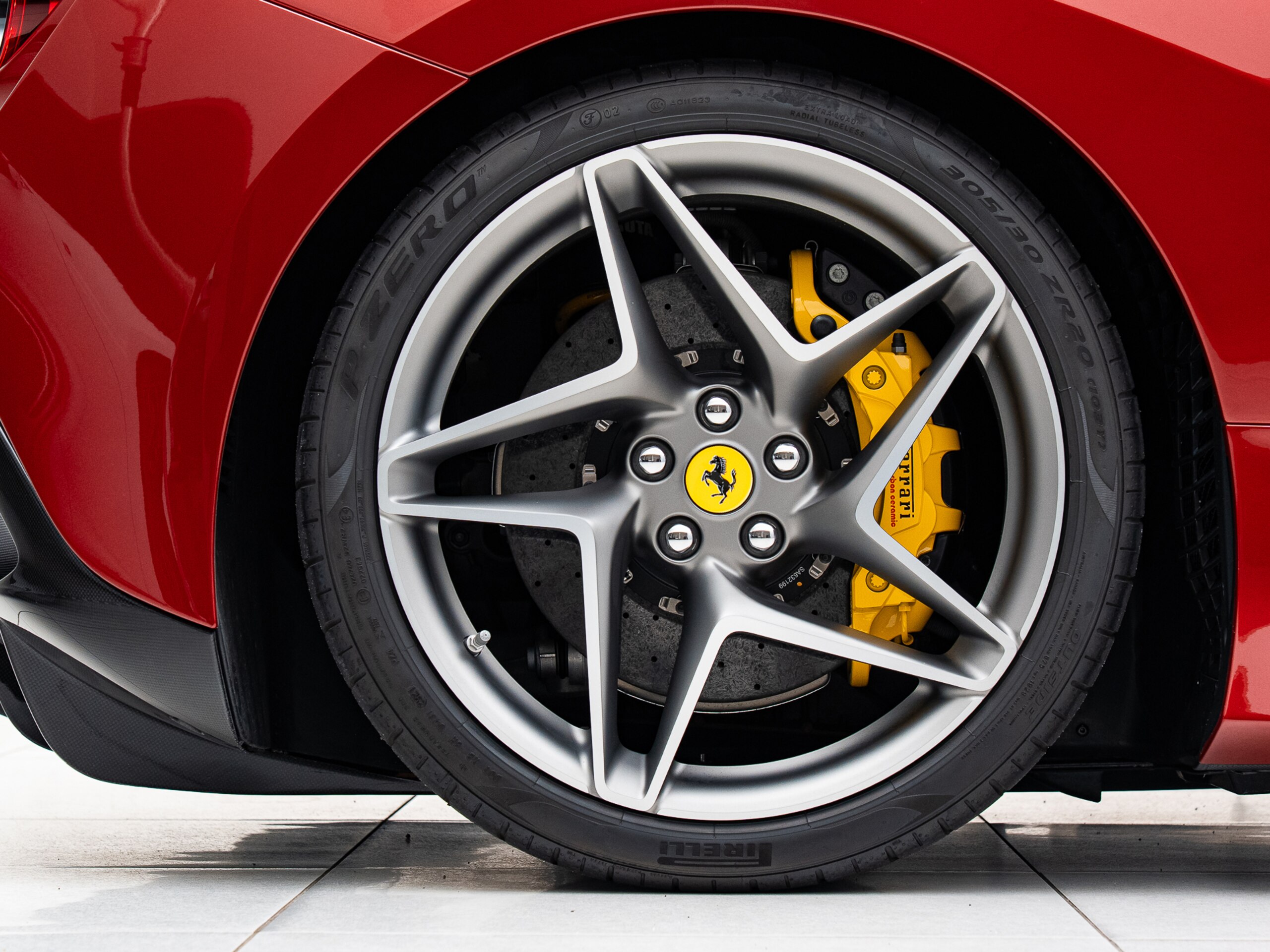 2022 Ferrari F8 Spider — Photo 13 / 64