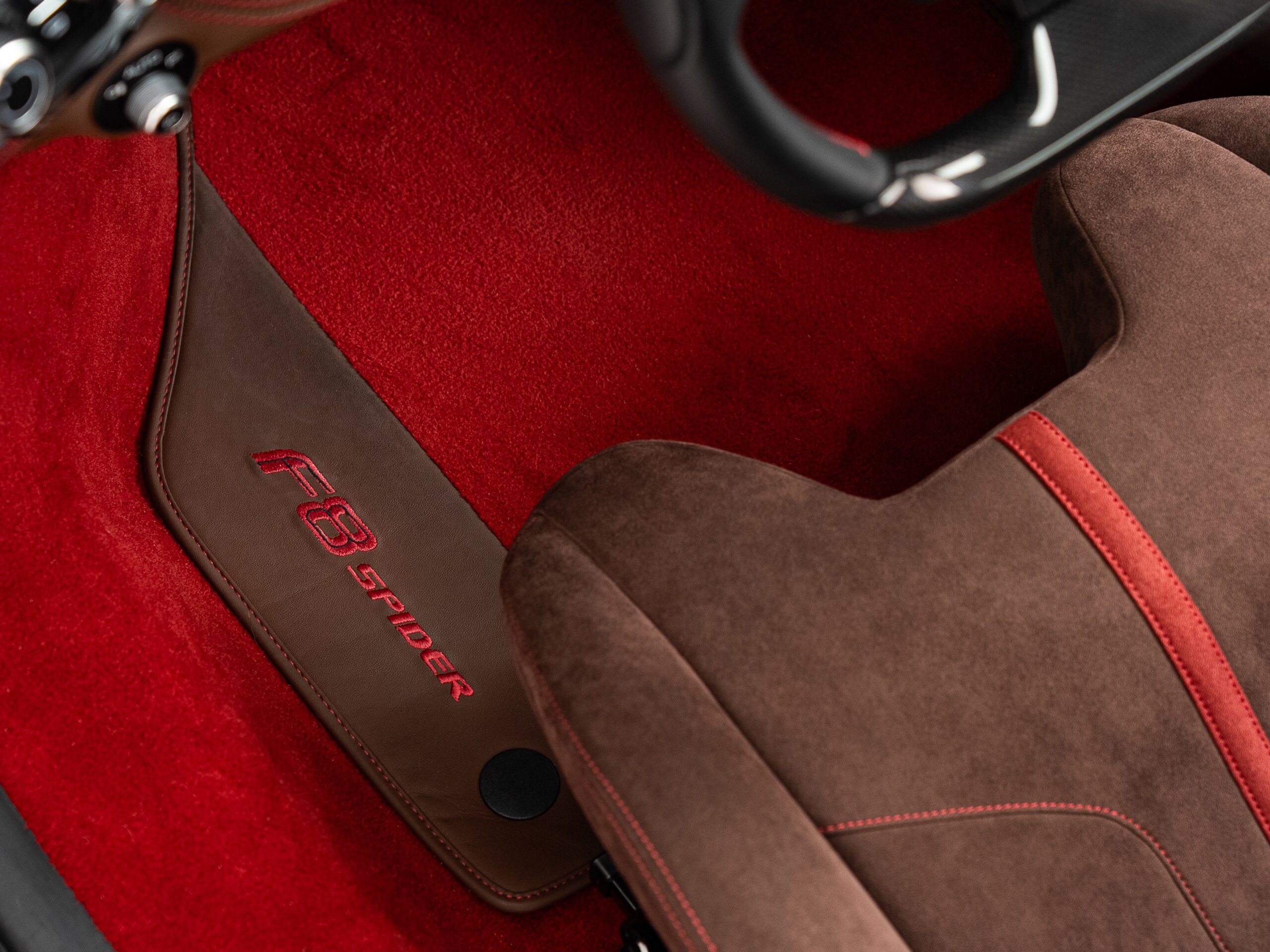 2022 Ferrari F8 Spider — Photo 33 / 64