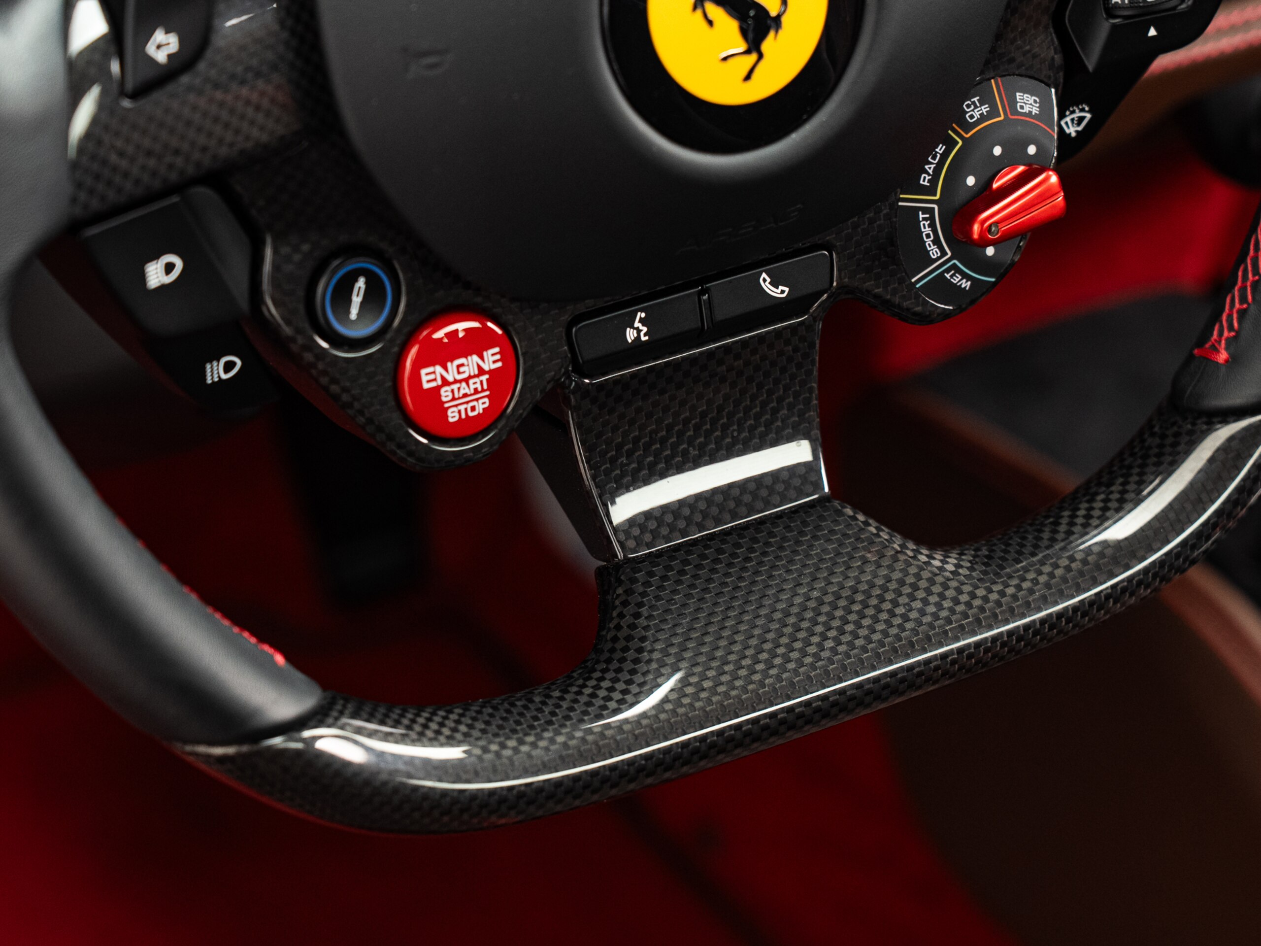2022 Ferrari F8 Spider — Photo 41 / 64