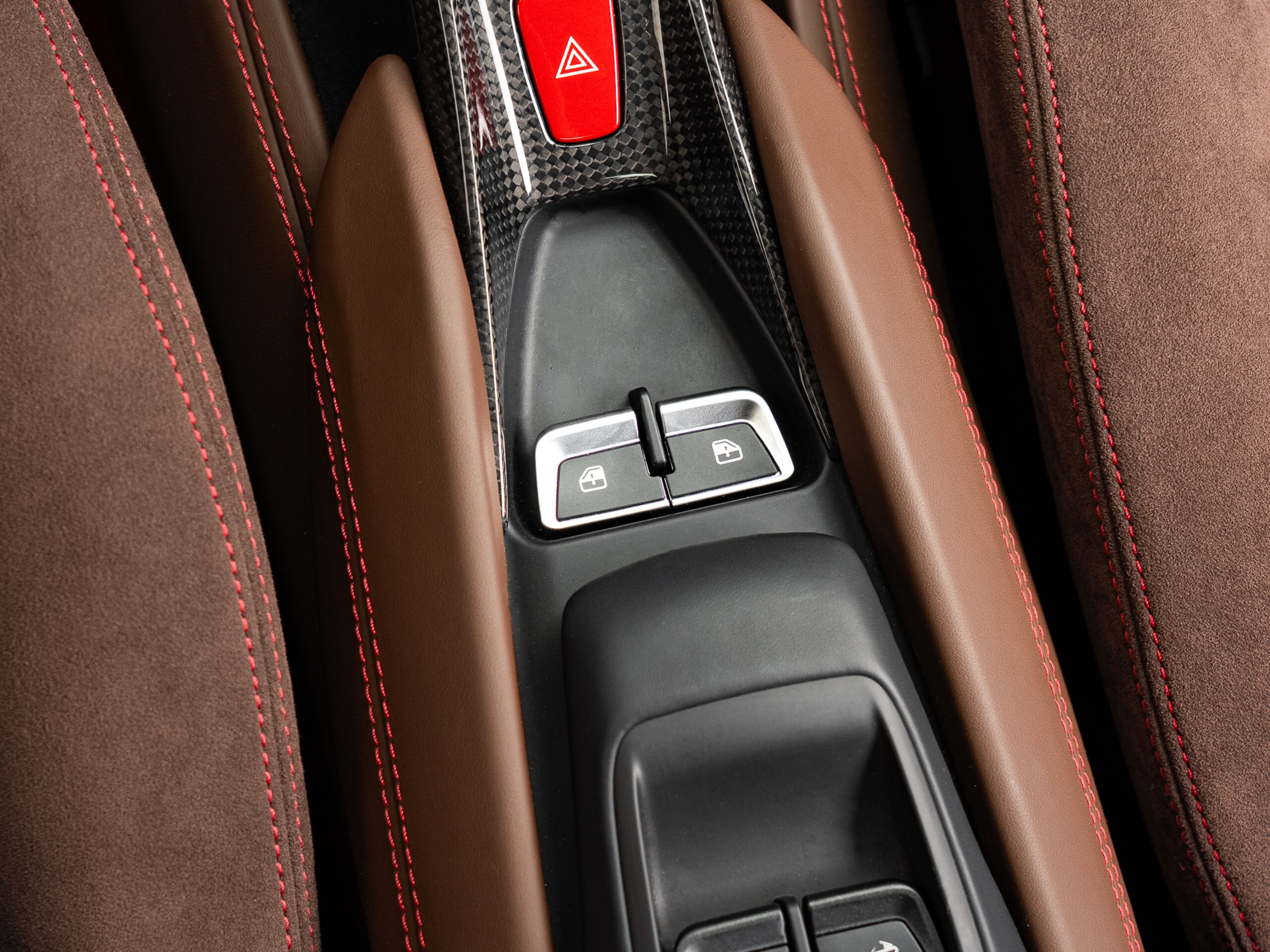2022 Ferrari F8 Spider — Photo 49 / 64
