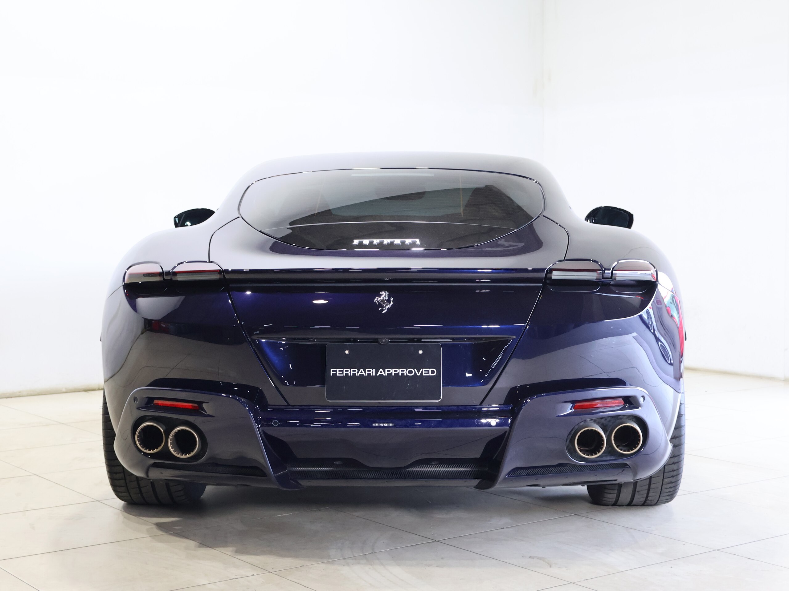 2022 Ferrari Roma Tailor Made — Photo 6 / 26