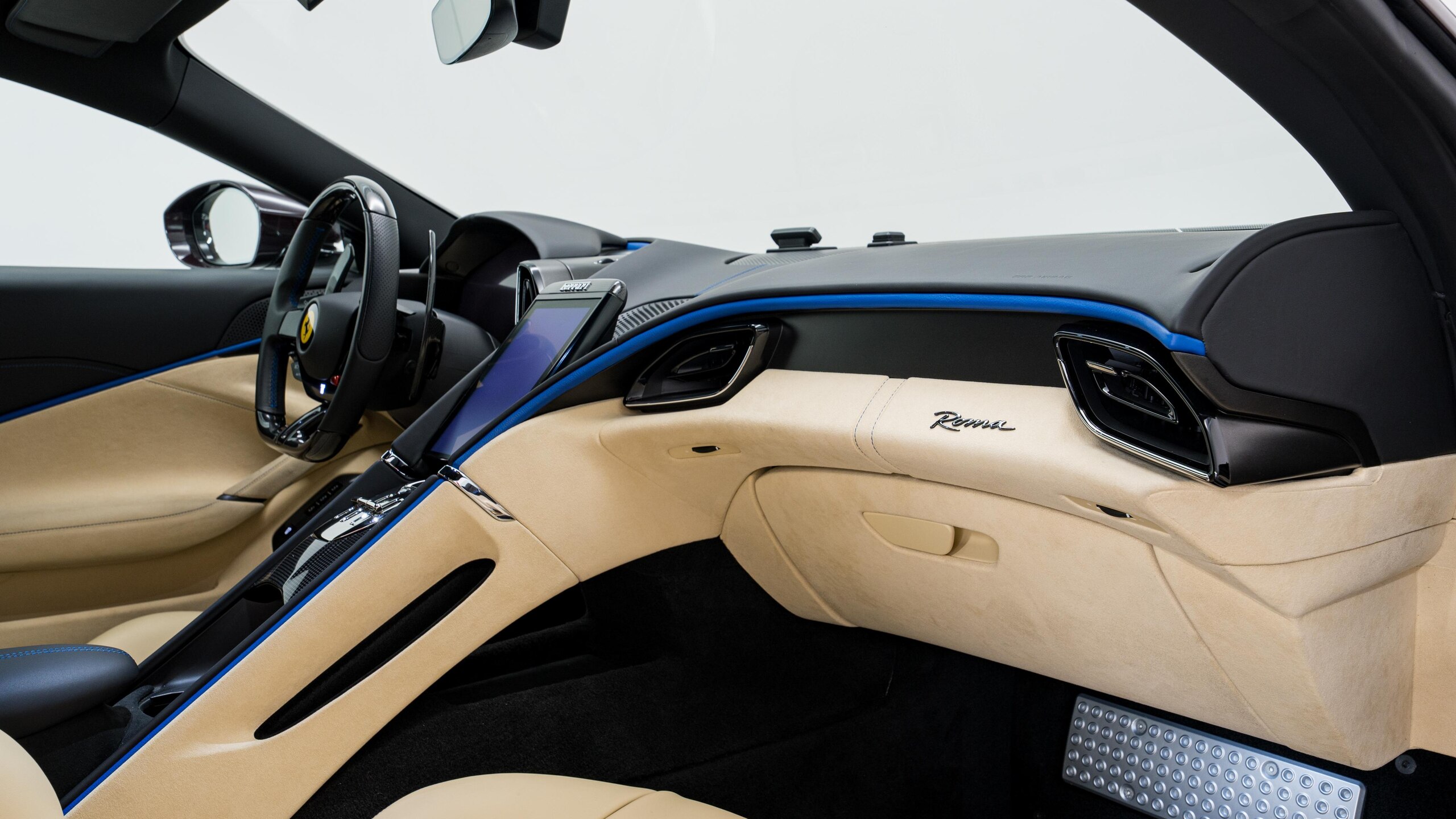 2022 Ferrari Roma — Photo 16 / 27