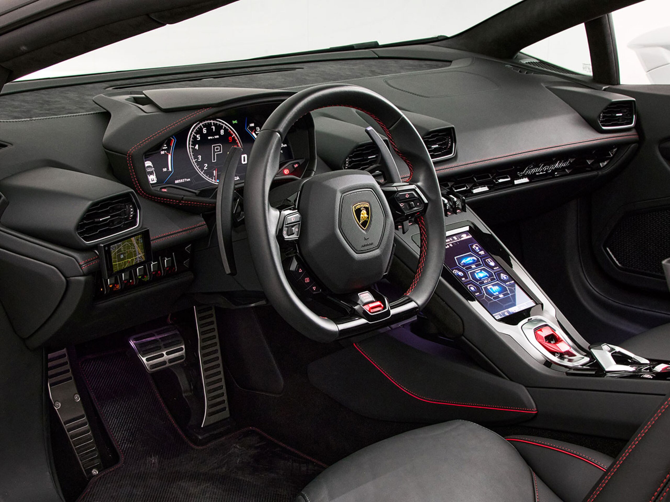 2022 Lamborghini Huracán EVO Spyder — Photo 7 / 45