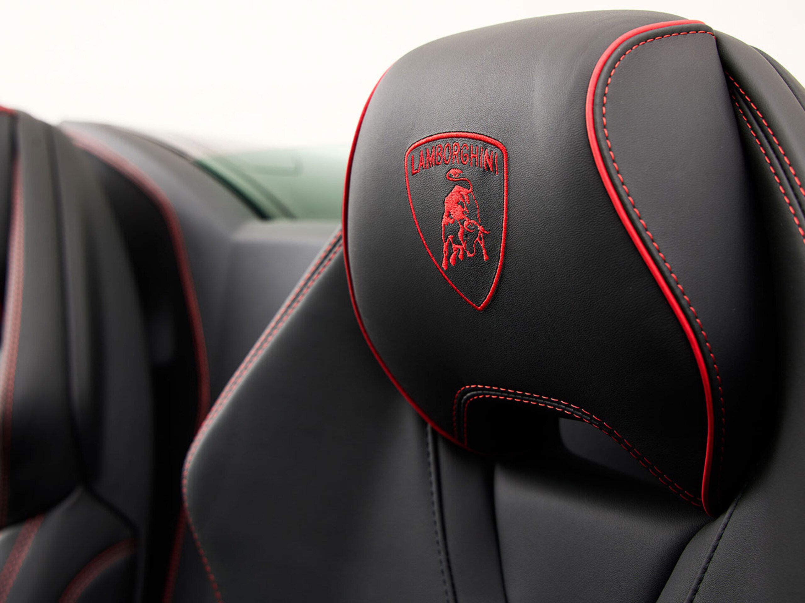 2022 Lamborghini Huracán EVO Spyder — Photo 21 / 45
