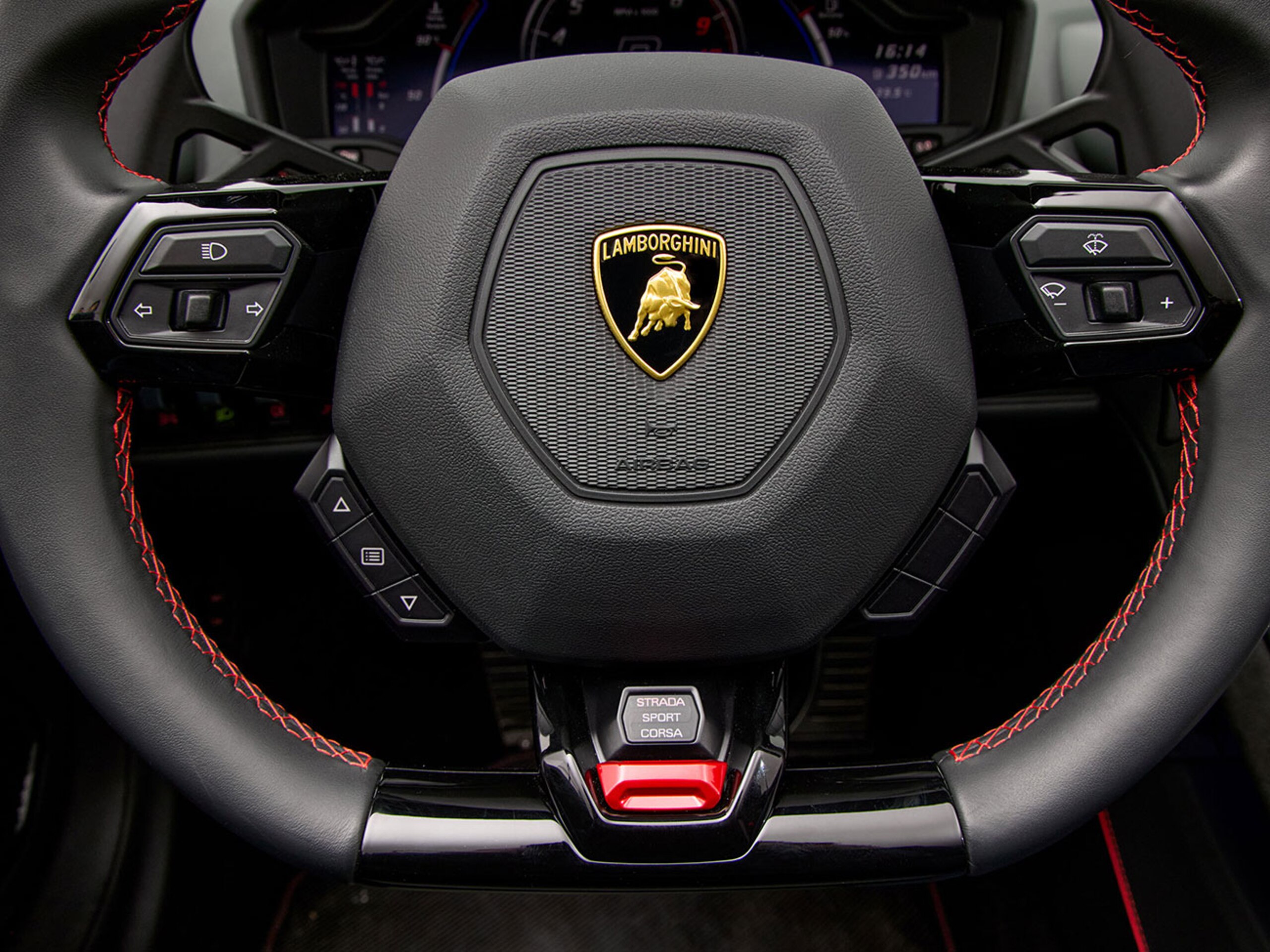 2022 Lamborghini Huracán EVO Spyder — Photo 22 / 45
