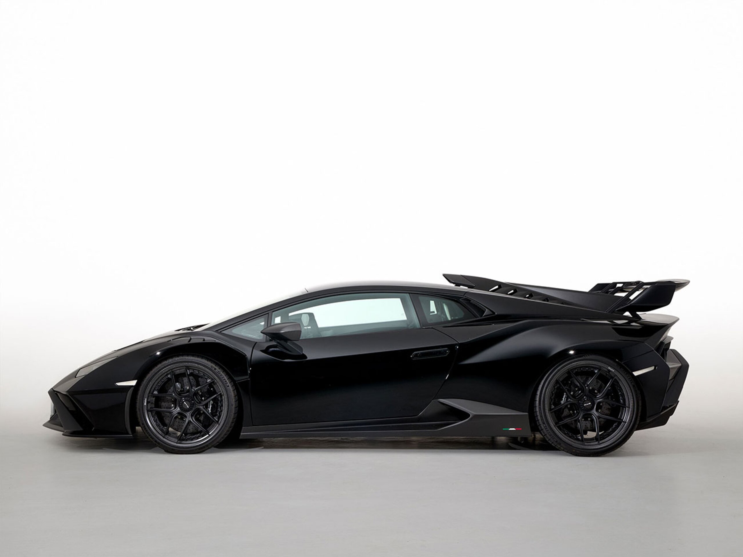 2022 Lamborghini Huracán STO