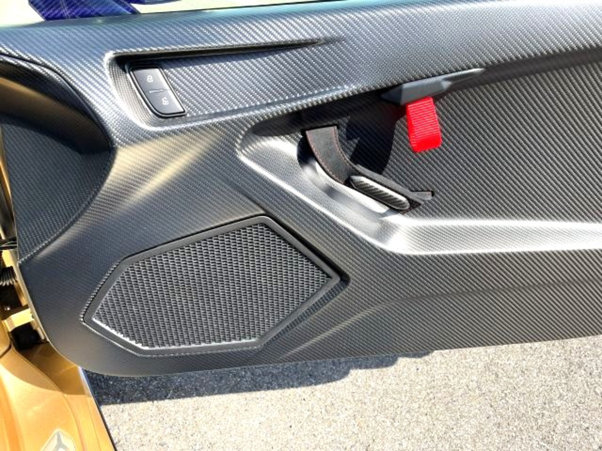 2022 Lamborghini Huracán STO — Photo 16 / 19