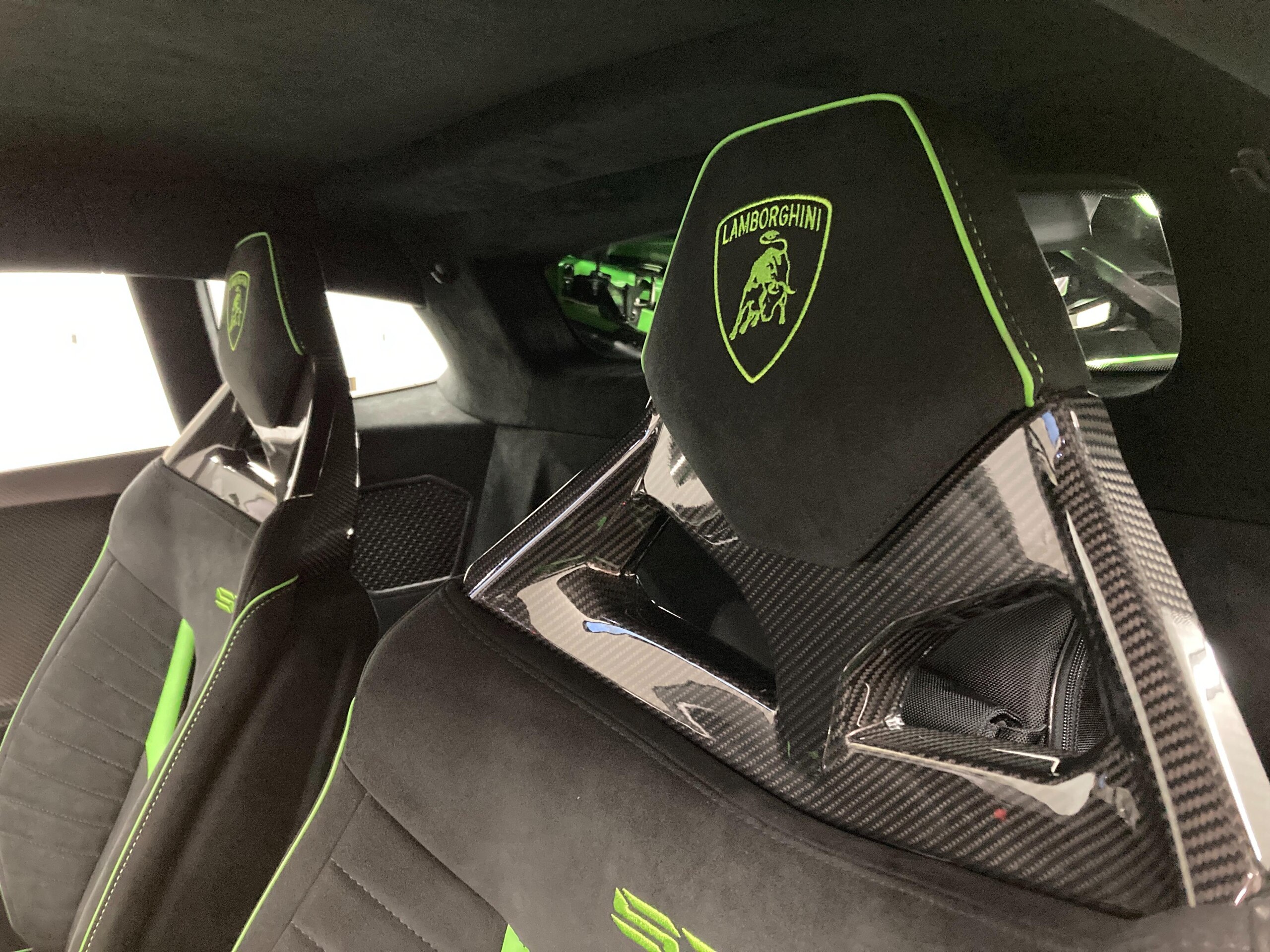 2022 Lamborghini Huracán STO — Photo 23 / 57