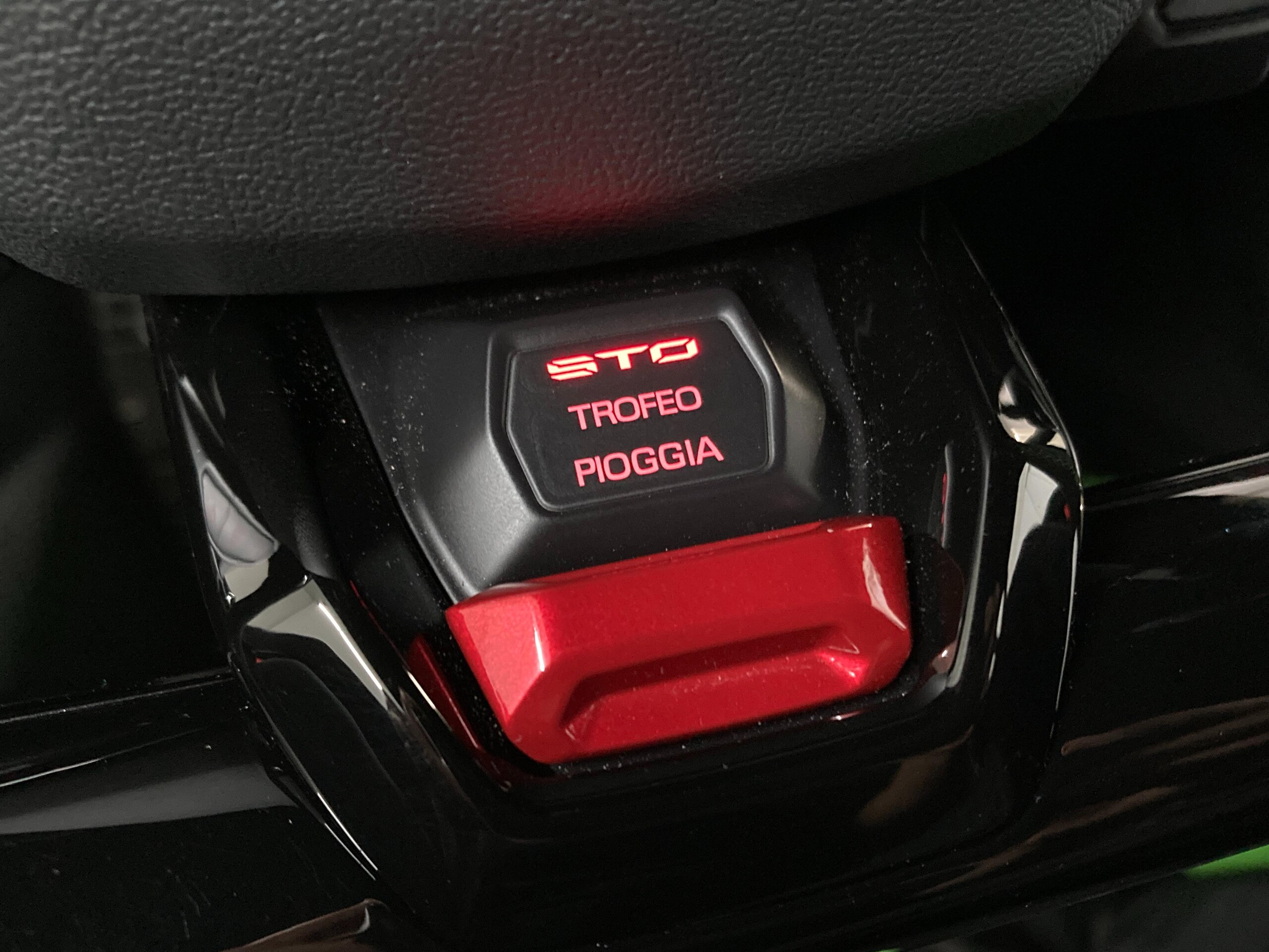 2022 Lamborghini Huracán STO — Photo 36 / 57