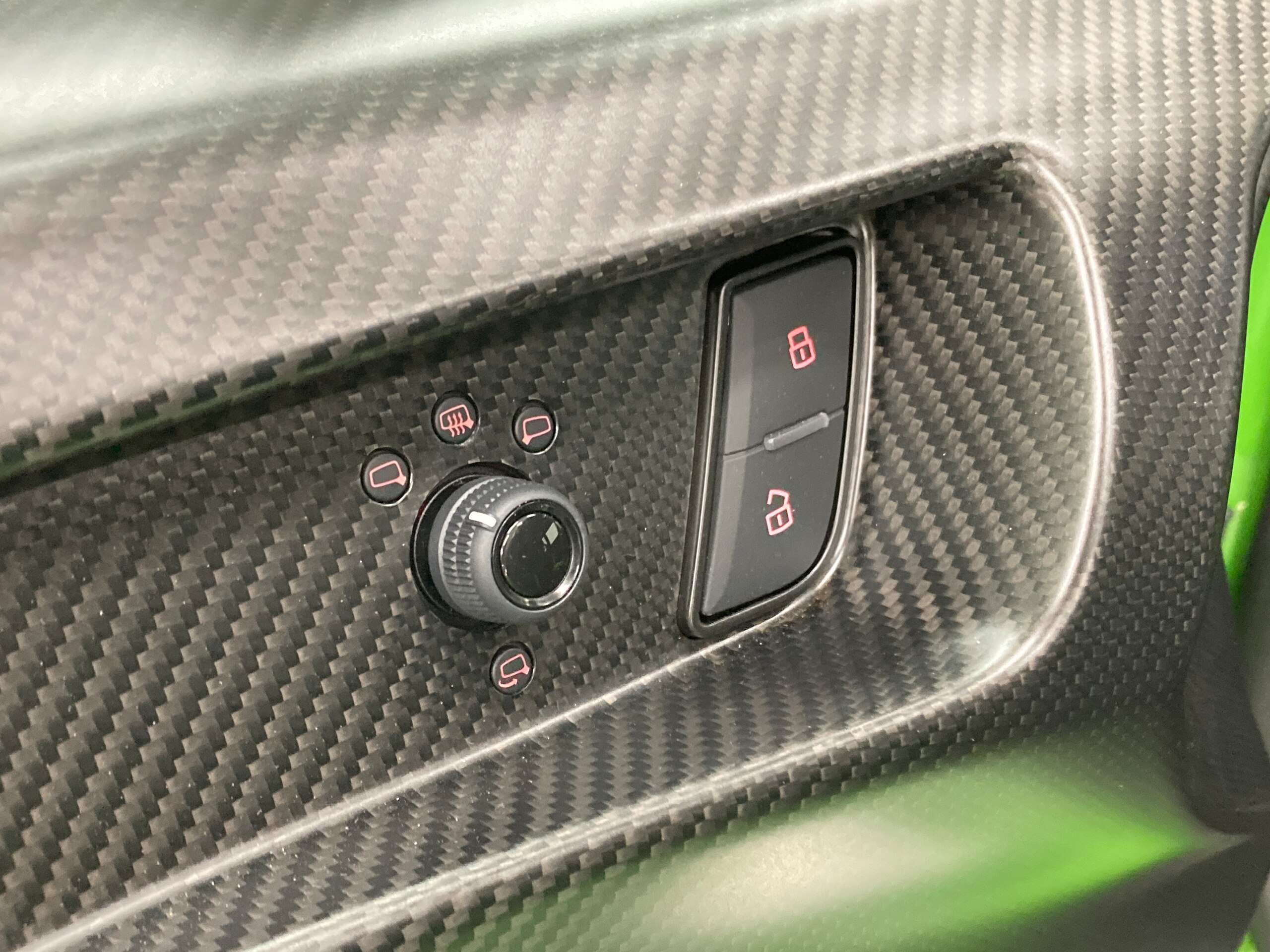 2022 Lamborghini Huracán STO — Photo 38 / 57